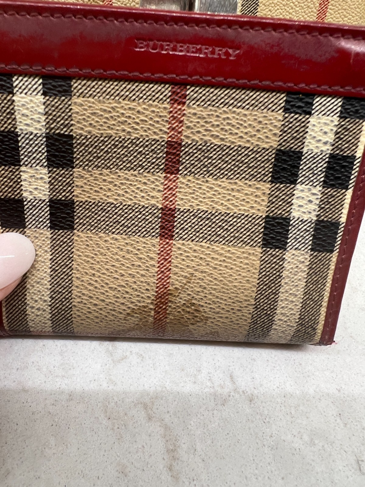 Vintage Burgandy Burberry Pouchette w/matching kisslock wallet ExUC