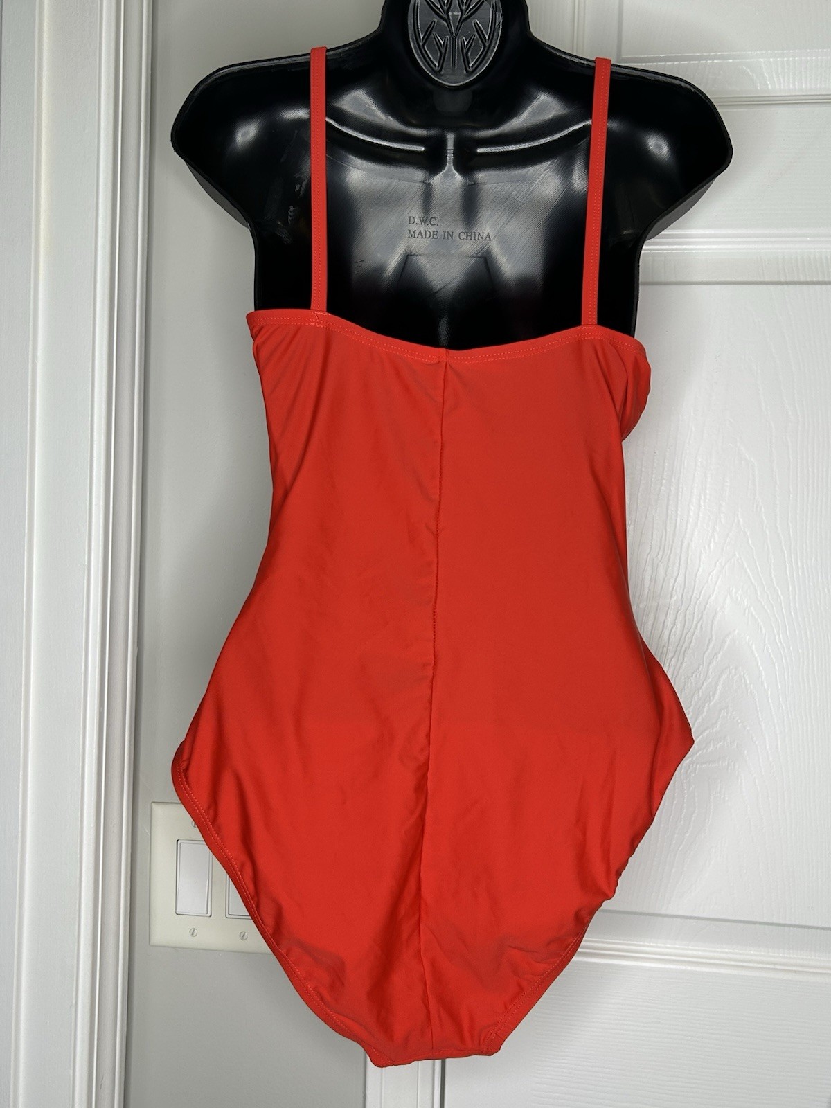 Ellen Tracy Women’s Red Keyhole Ruched Halter One Piece Swimsuit Size 12 B