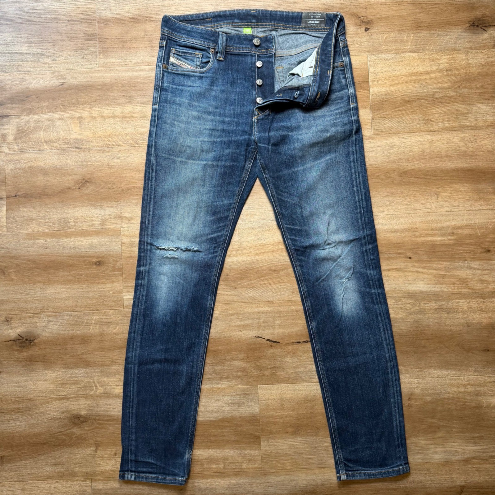 Diesel Larkee-Beex Jeans Mens 31×32 Dark Blue Tapered Stretch Distressed 009ZS