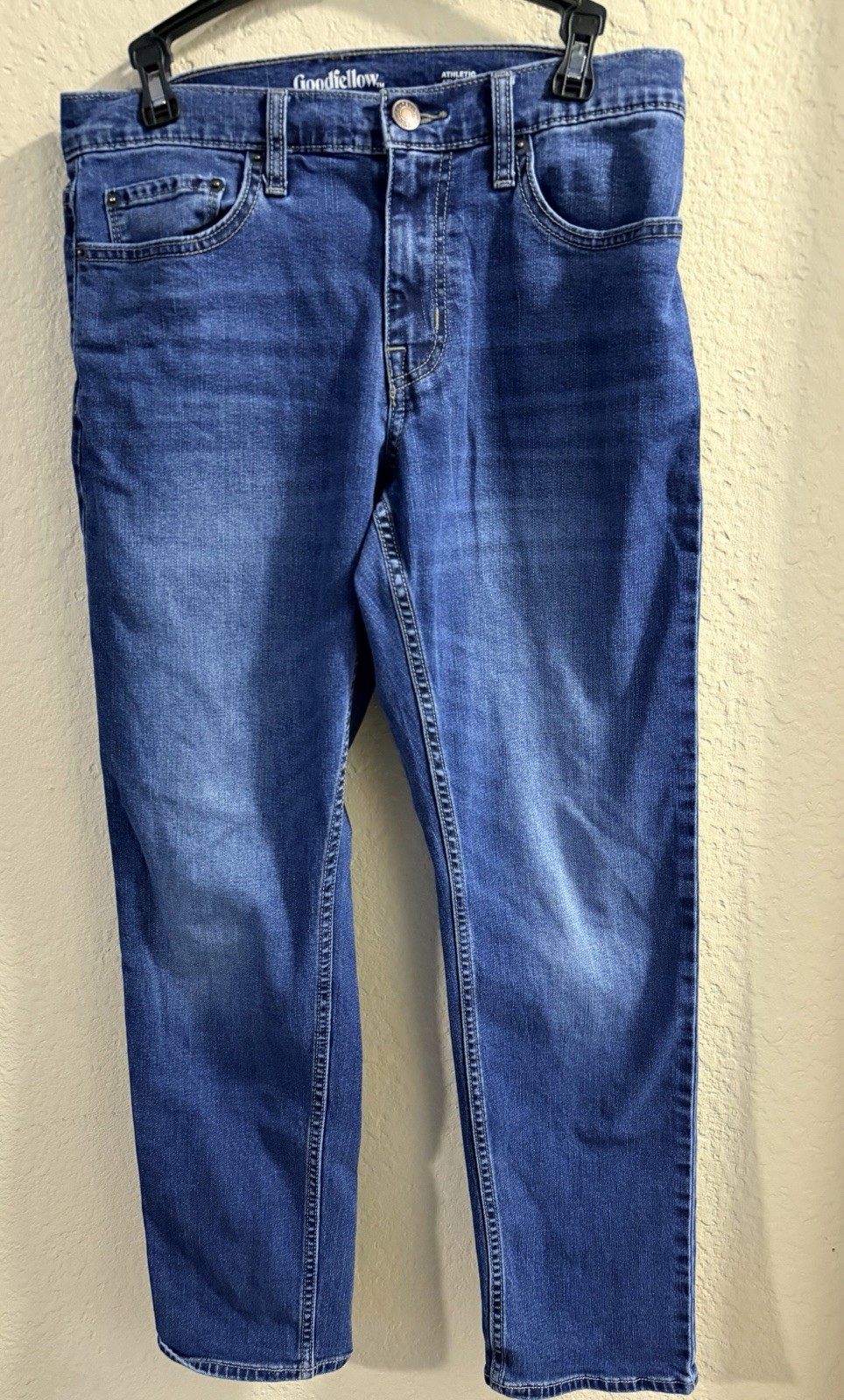 Goodfellow & Co Men’s Athletic All Season Jeans Medium Wash Blue 29 X 30