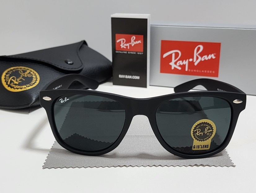 Ray-Ban RB2140 Classic Wayfarer Sunglasses Black Frame Glass black Lens 50/22 mm