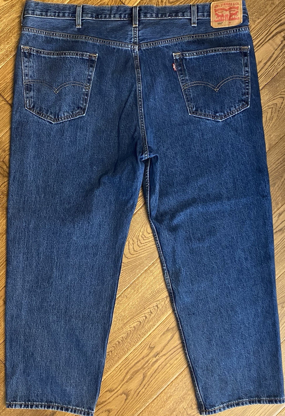 LEVI’S 550 Denim Jeans 46 x 29 Relaxed Fit Zip Fly Medium to Dark Wash Mens