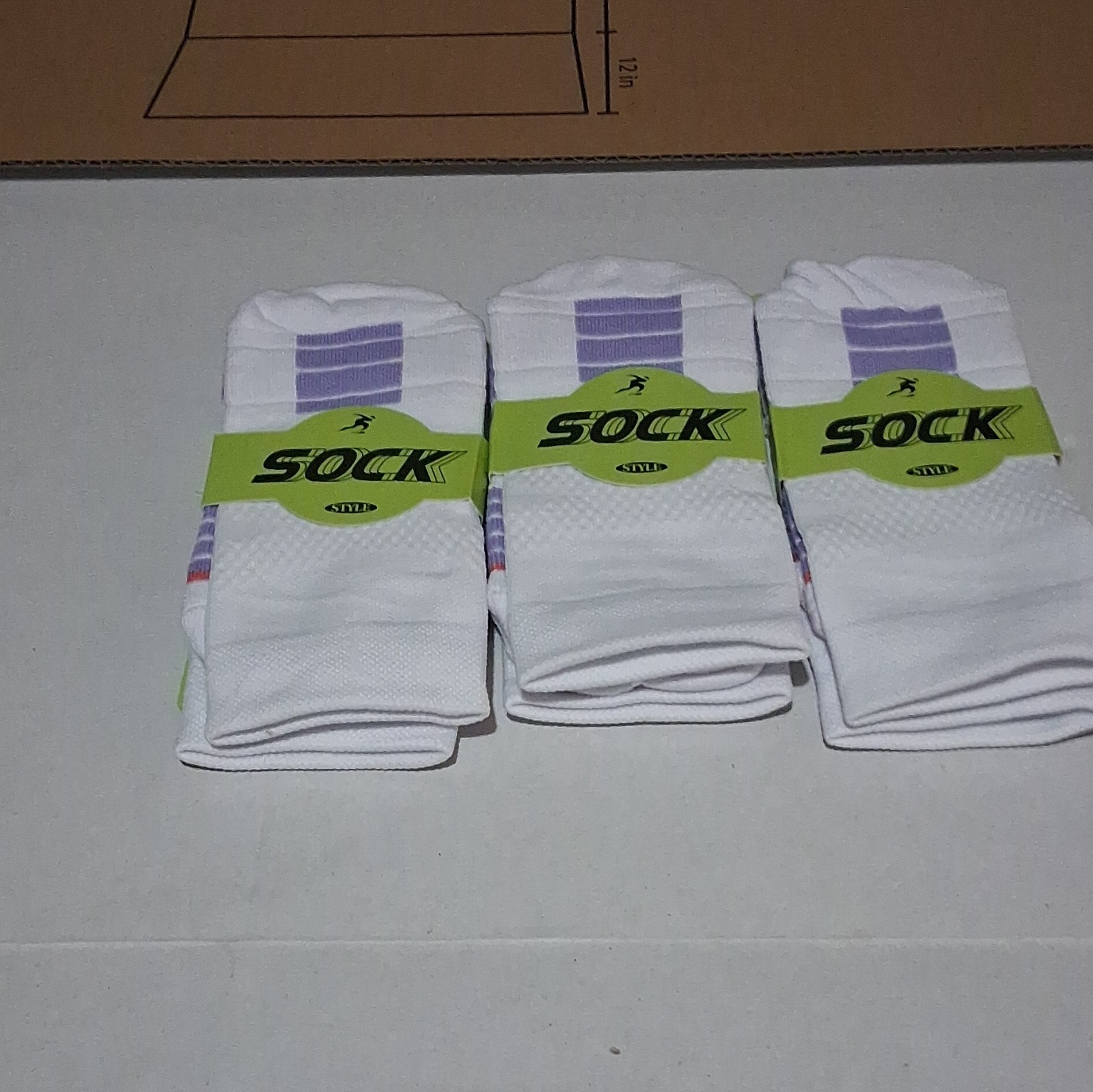 Sportswear Men’s White Athletic Crew Socks Size M, 3 Pairs Pack New with Tags