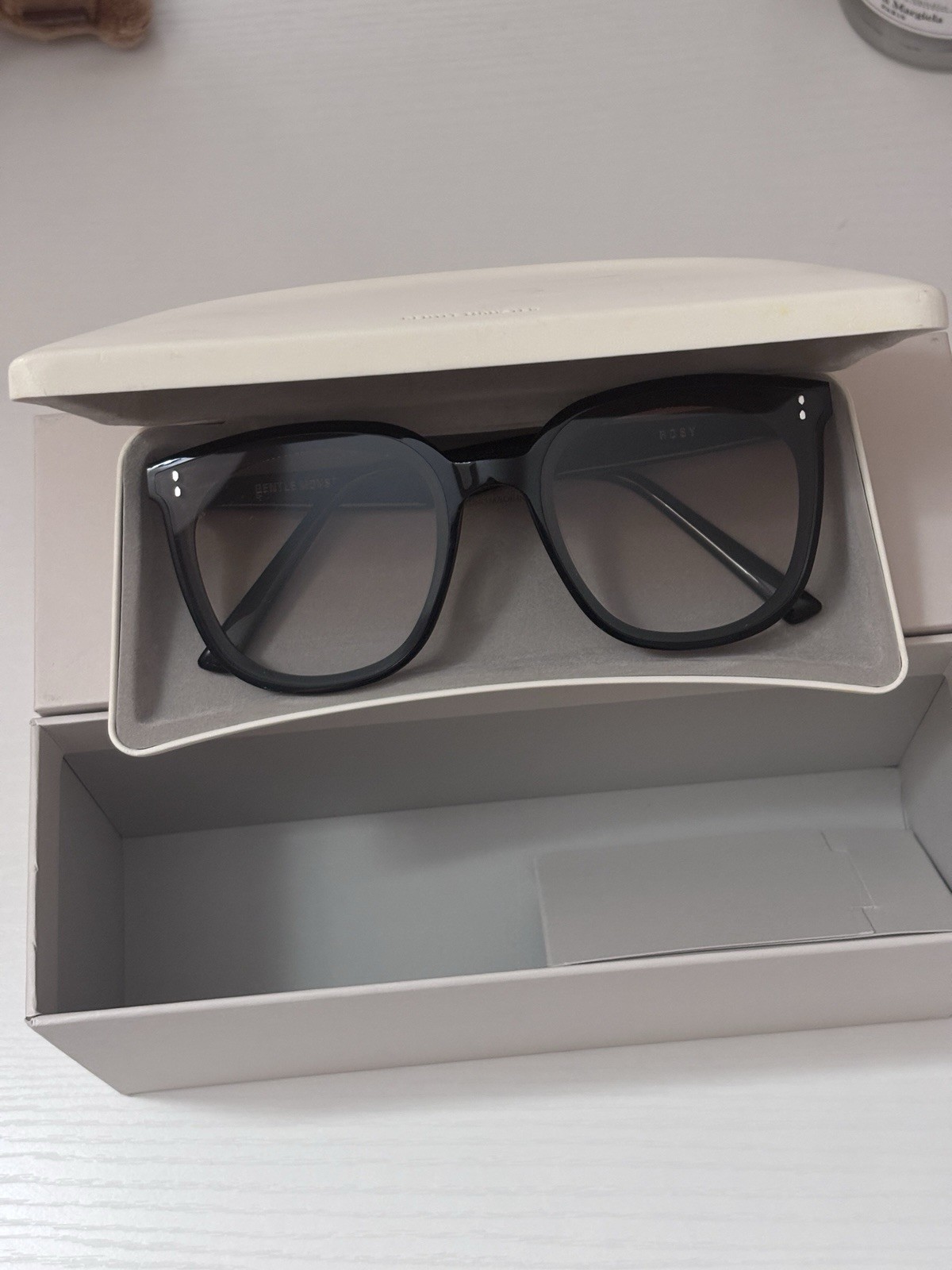 Gentle Monster Rosy Sunglasses, Authentic with Case