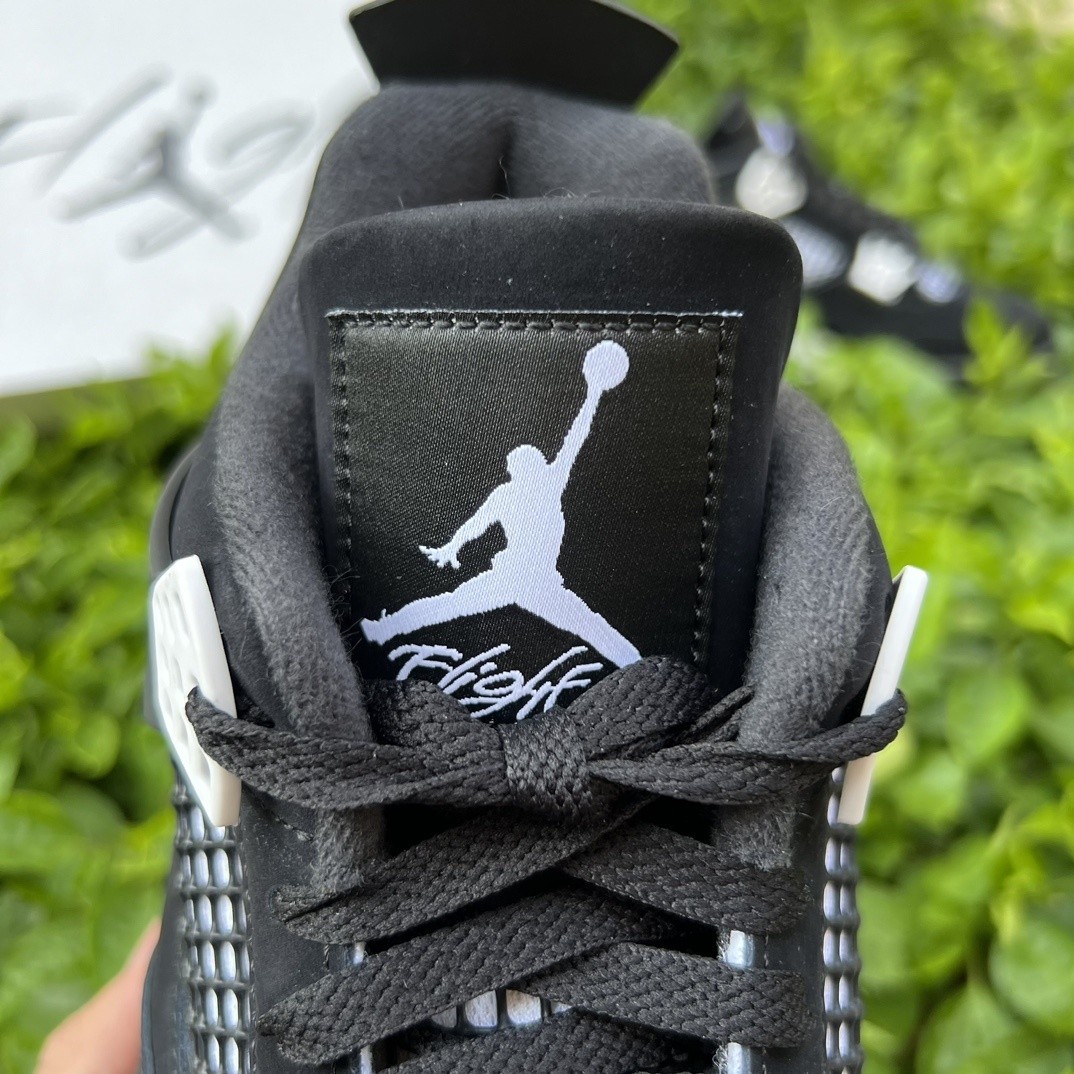 AJ 4 Retro White Thunder FQ8138-001 Men’s Basketball shoes Sizes 4-14