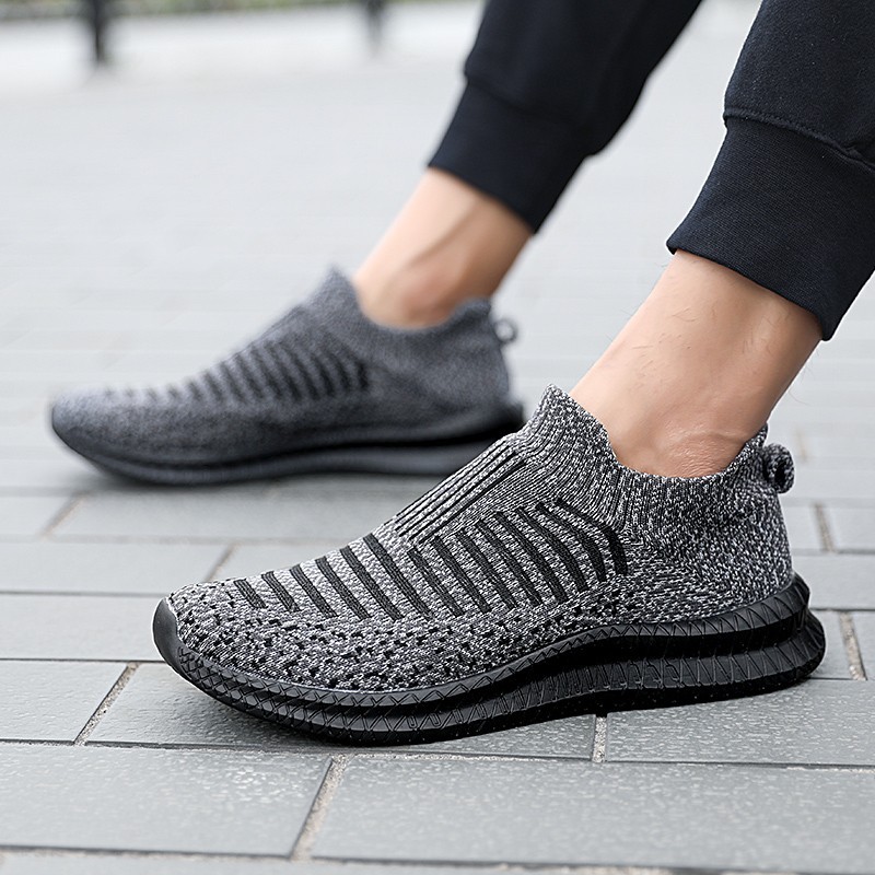 Men’s Slip-On Sneakers Breathable Lightweight Walking Shoes Non-Slip Comfort