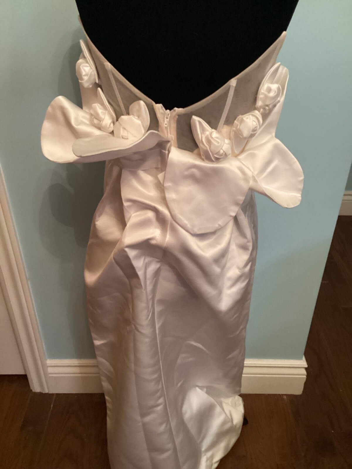 Fengjiayi wedding dress XL white new with tags hand wash or dry clean only