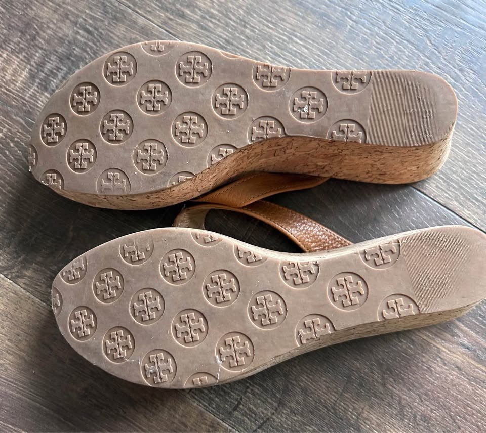 Tory Burch Women’s Cork Wedge Heels. beige platform heals for beach or outdoors