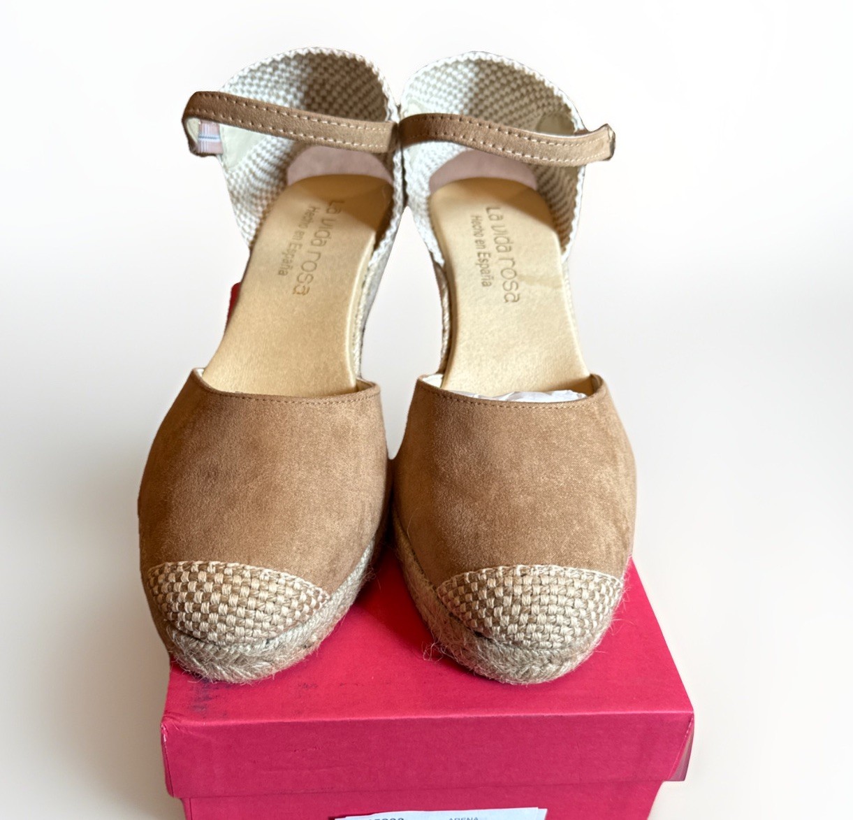 New La Vida Rosa Tan Beige Espadrille Wedge Heels Ankle Strap Sandals Shoes 9