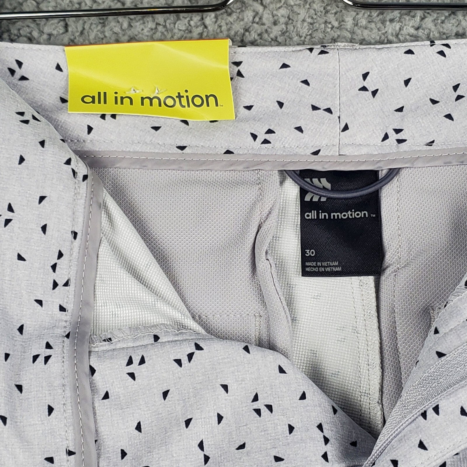 All In Motion Men’s Shorts 30-40 Gray Black Triangle Print Athletic Golf Stretch
