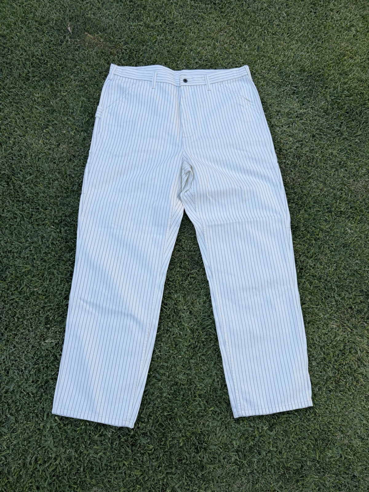UNDEFEATED Men’s White/Black Striped Carpenter Cargo Pants Straight Leg Size 36
