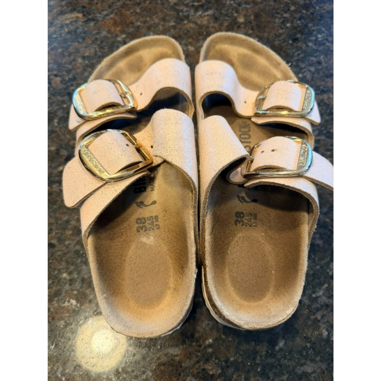 Birkenstock Arizona Big Buckle – Blush Taupe Distressed Nubuck – EU38 (L7/M5)