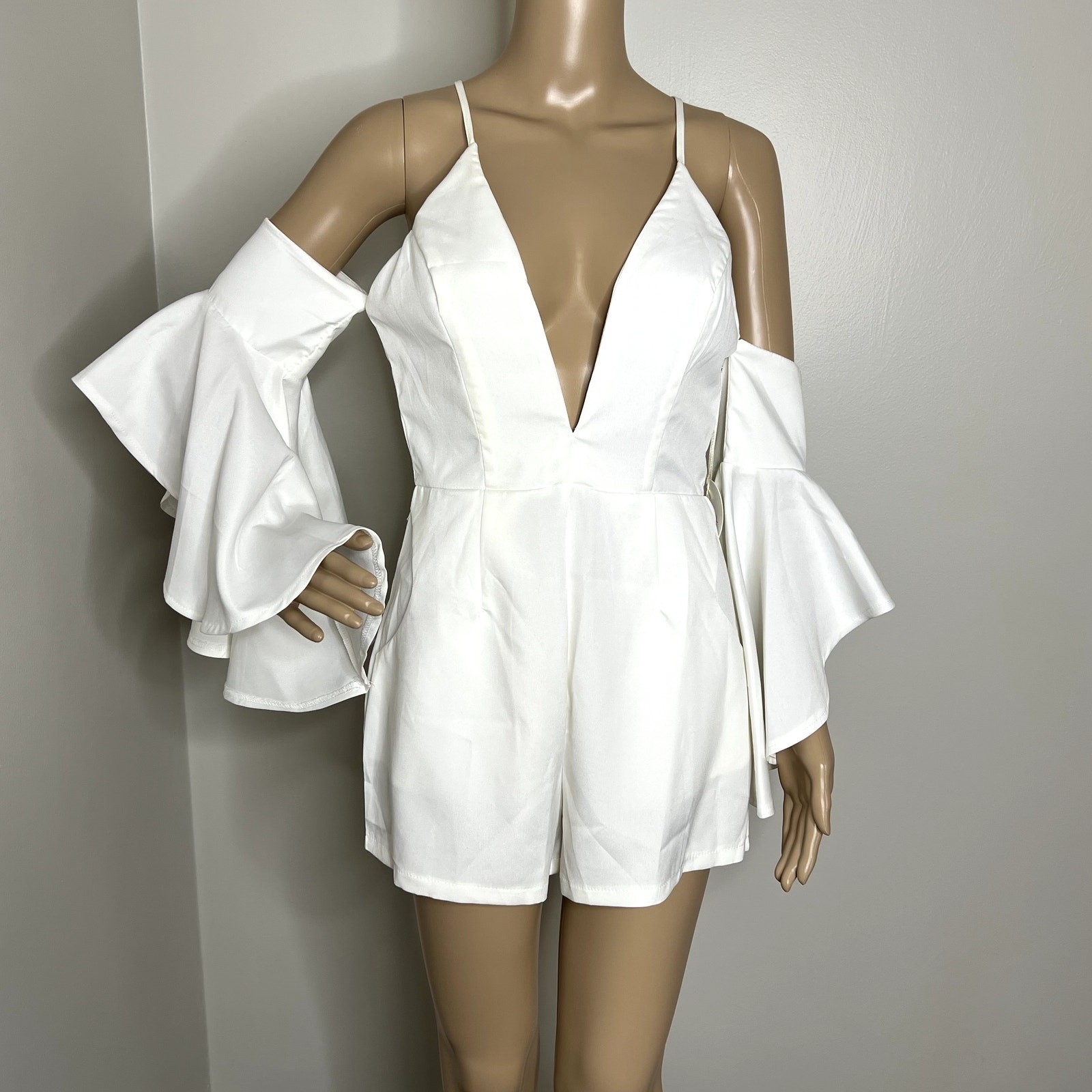 Luxxel White Low Cut Batwing Sleeve Romper