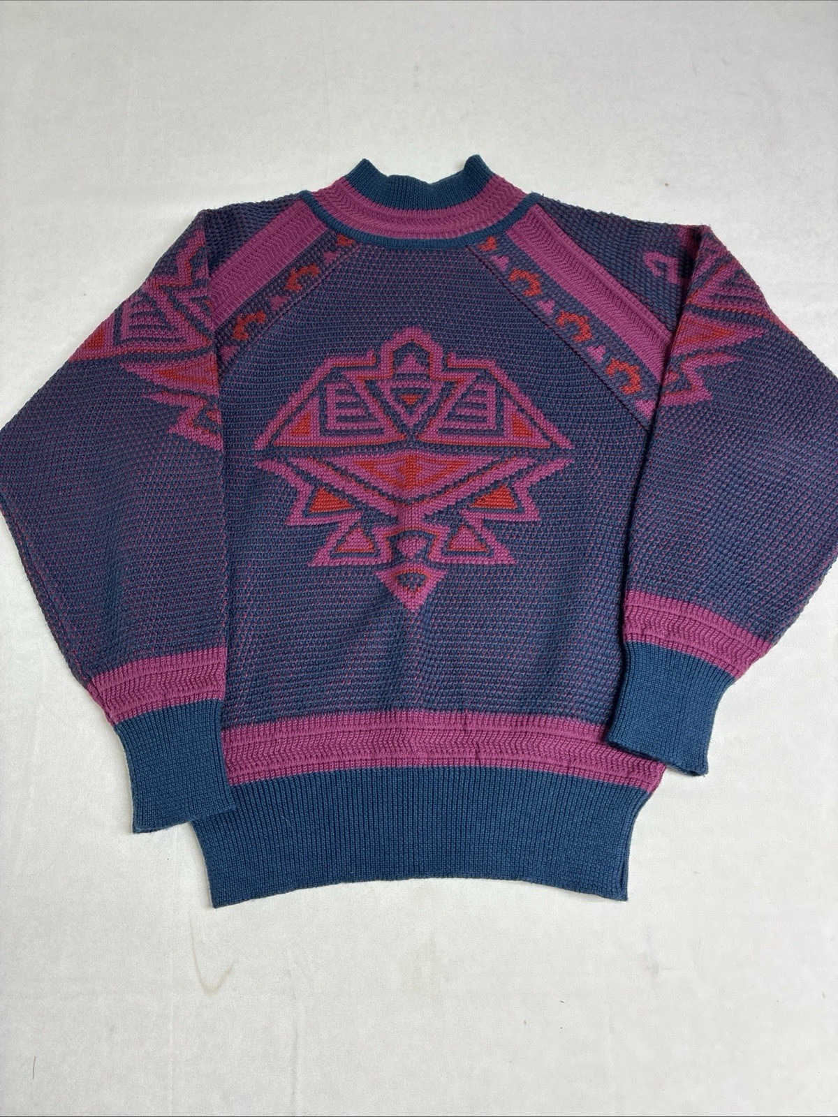 Head Sportswear Woman’s Small Size 4-6 Hand Wash Only Cold Water 30% Wool