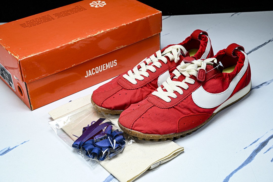 HV8547-600 N*ke Moon Shoe SP Jacquemus University Red Unisex Athletic Shoes Size
