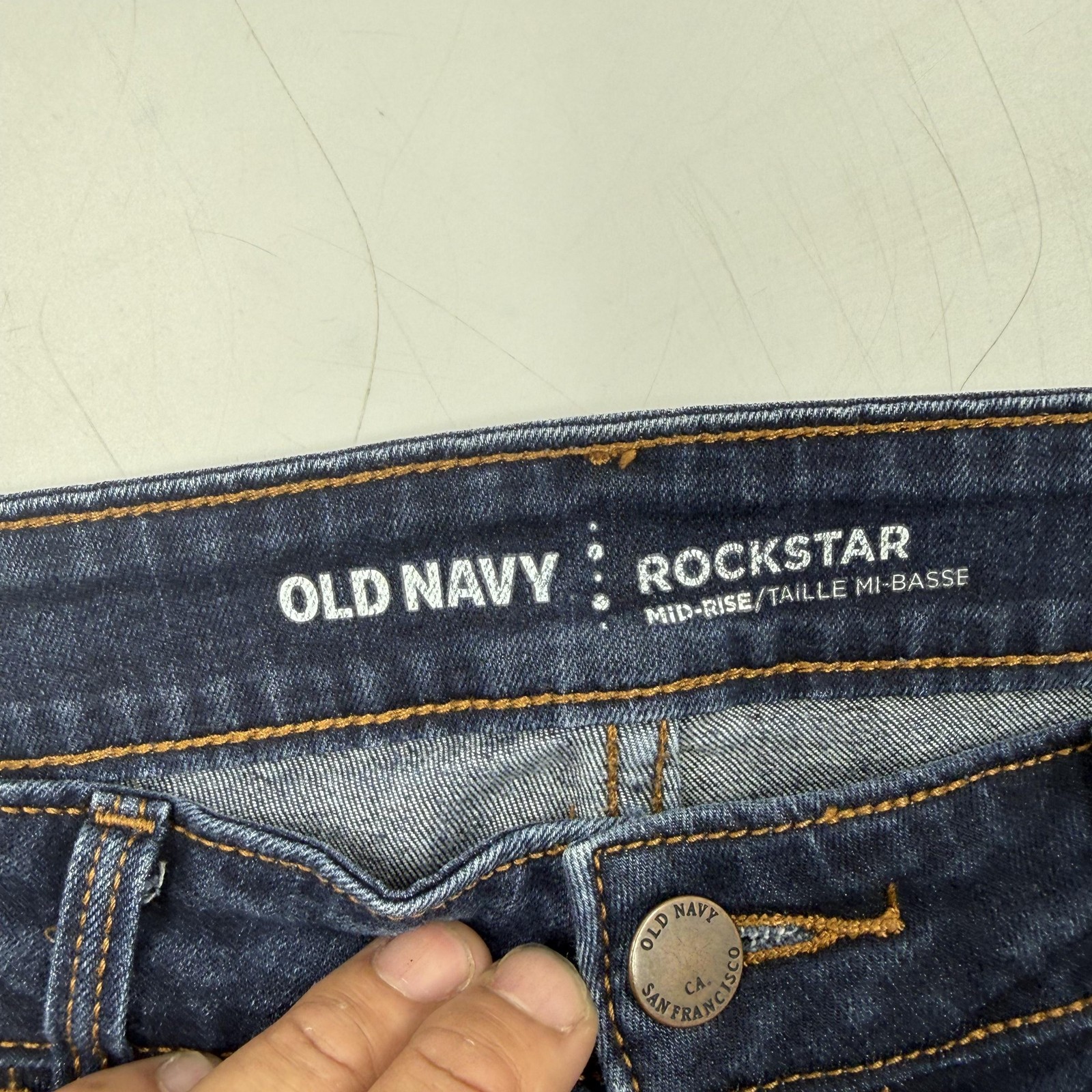 Old Navy Jeans Womens 6 L Blue Dark Wash Skinny Slim Distressed 5-Pocket
