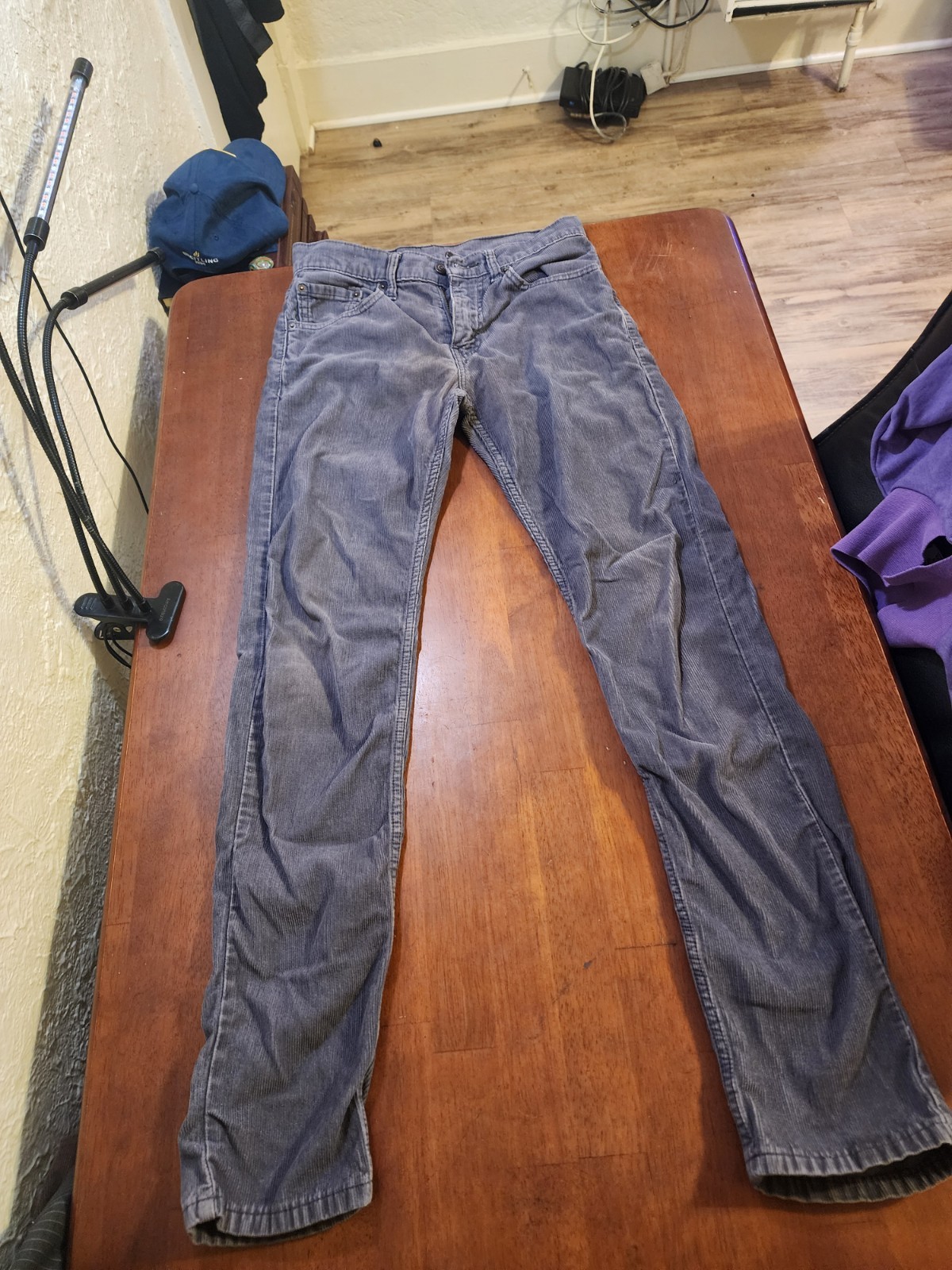 Levi Corduroy Pants 502’s (28 X 32)