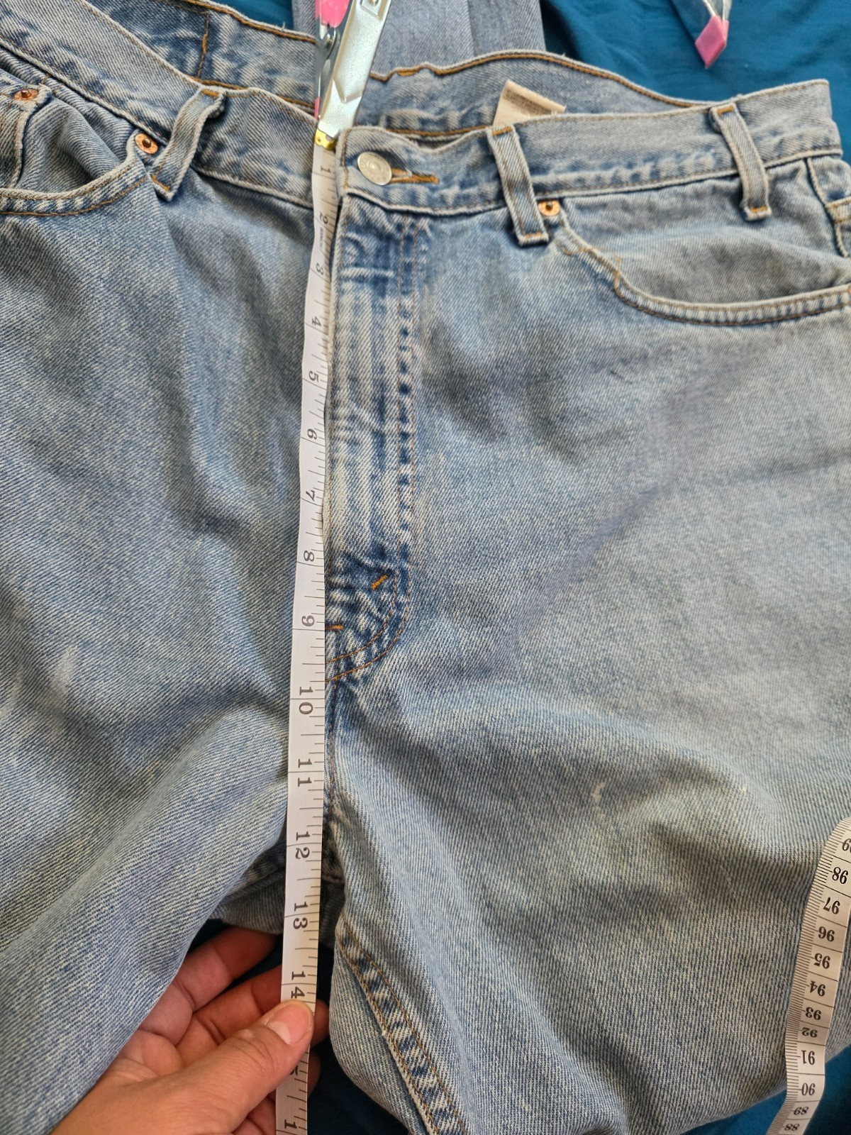 Vintage Y2K Levi’s 550 Relaxed Fit Jeans 38×34 Light Wash Paint Splatter USA Sty