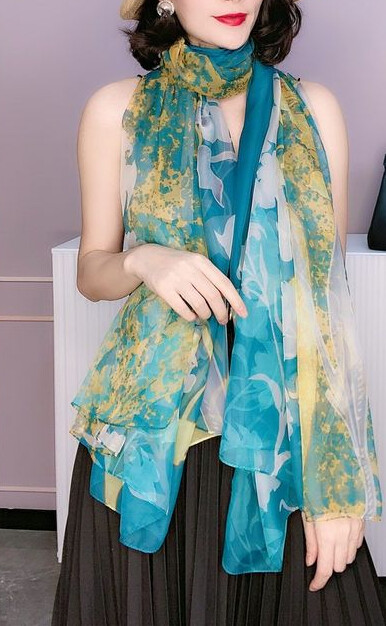 Multifunctional Summer Outside with Seaside Sunscreen Large Shawl Beach Towel