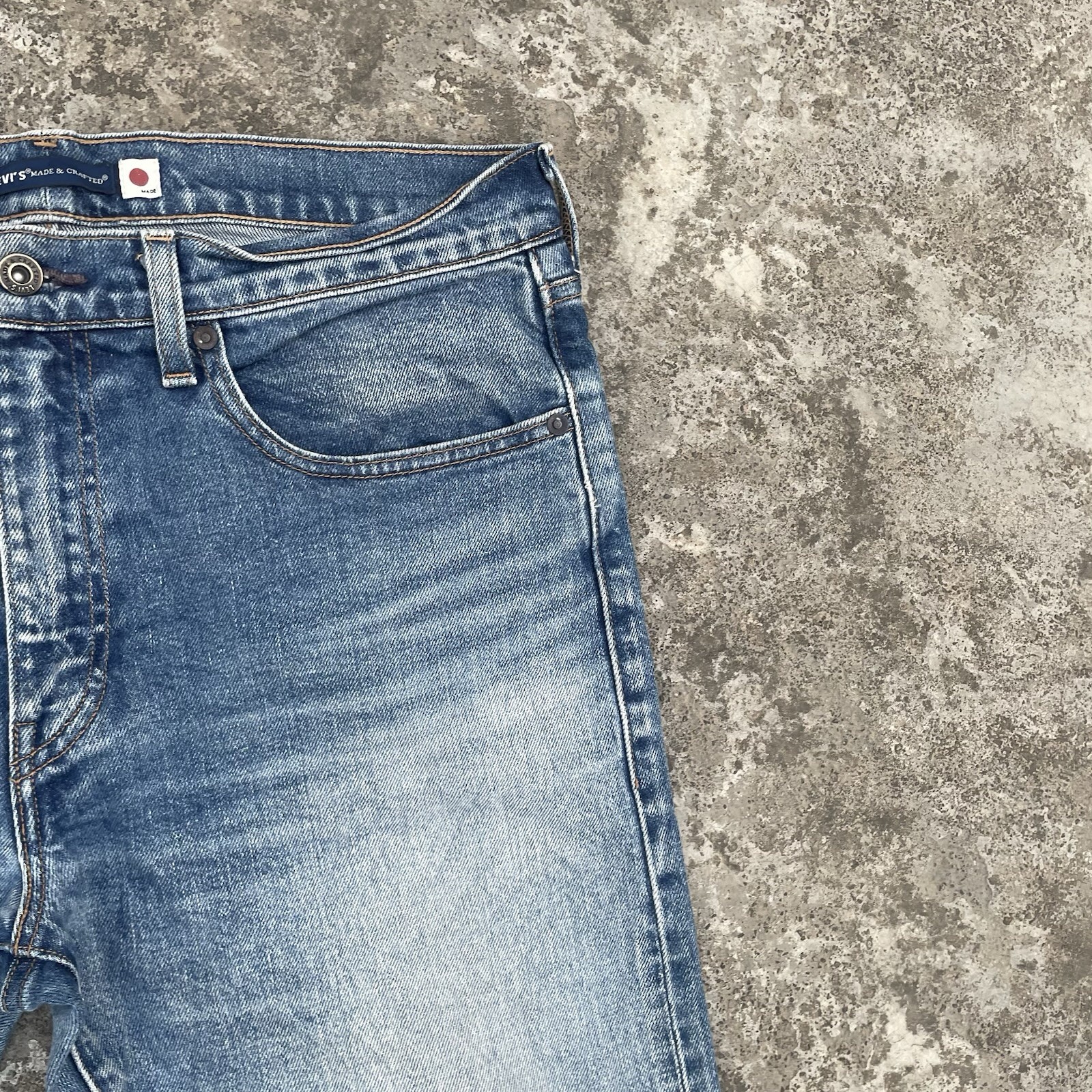 Levi’s 502 Taper Big E Selvedge Denim Japan Made Jeans W34