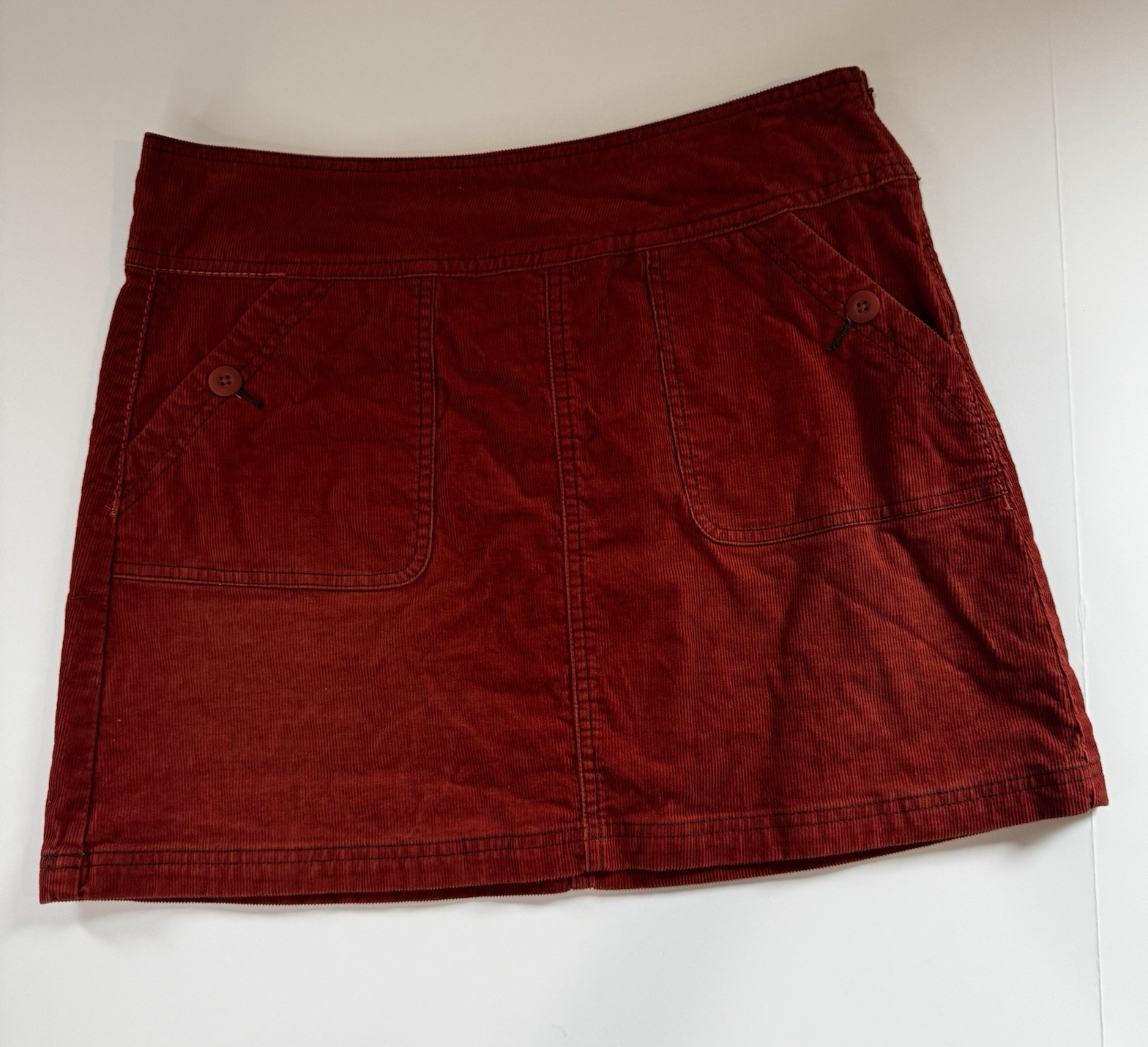 prAna Women’s burnt orange Corduroy Mini Skirt Size 8 Pockets Zip Closure