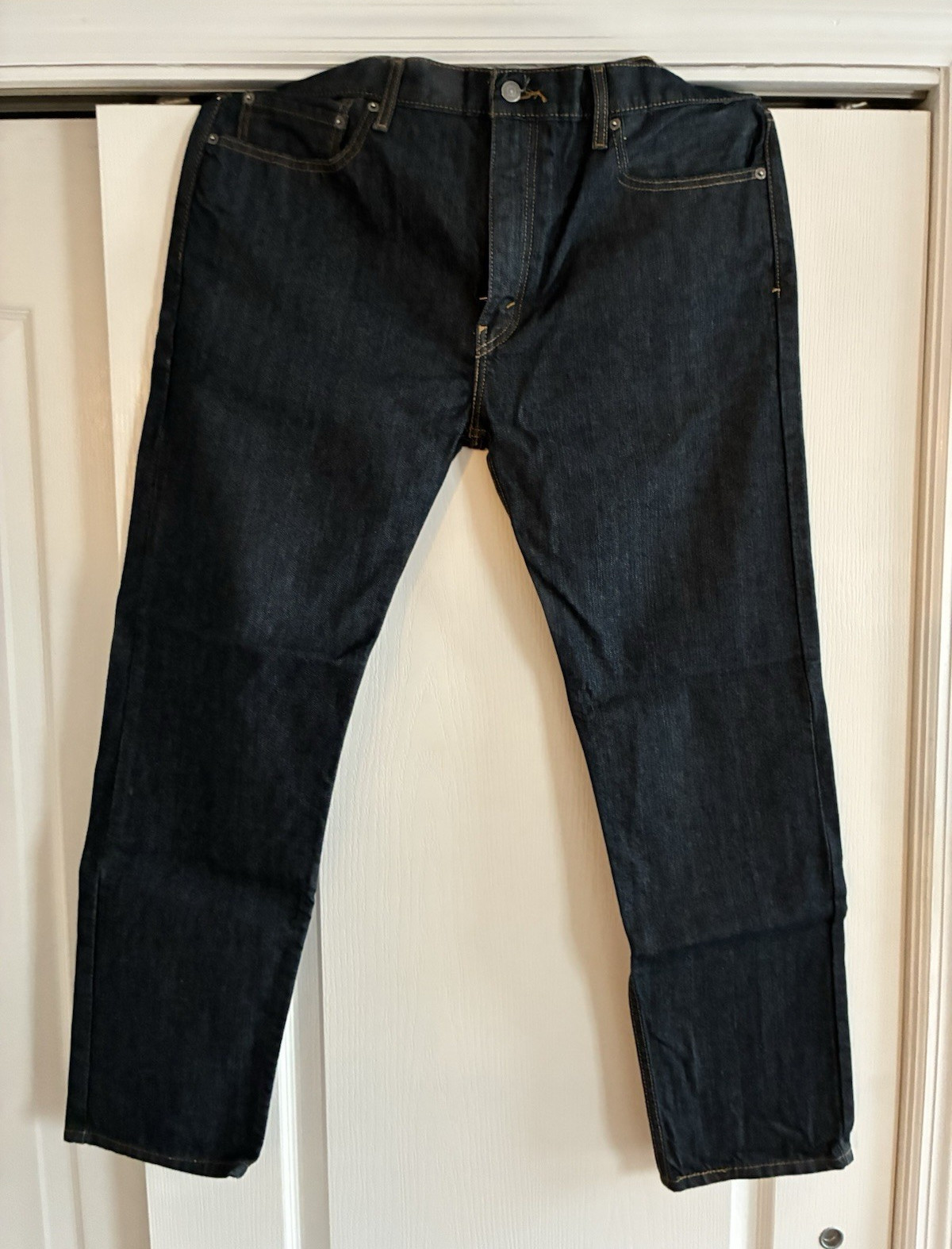 Levi Strauss & Co. Men’s Blue Denim Jeans 502 Straight Tapered Dark Wash