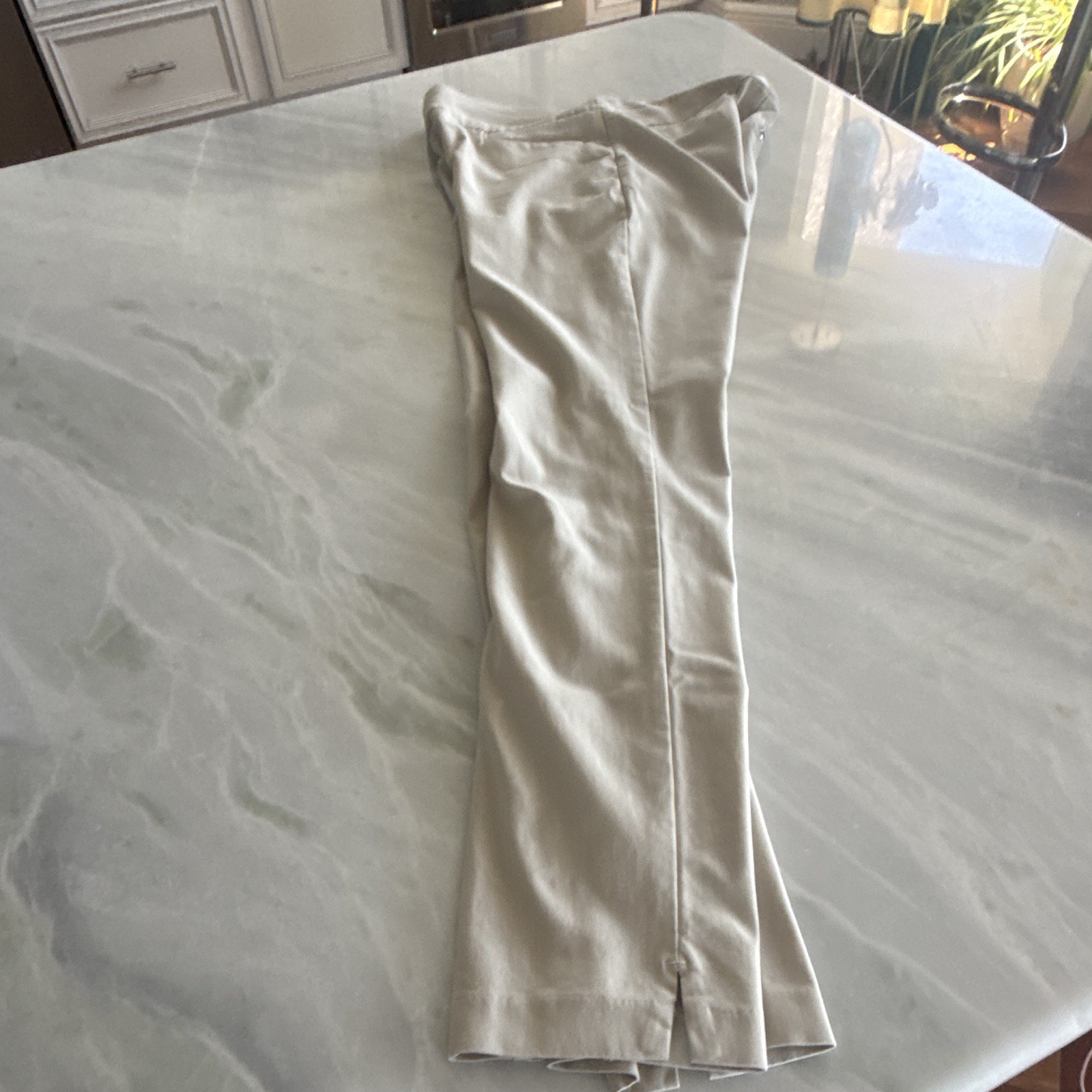 PGA TOUR Women’s Khaki Pants. Size Small. Viscose/Nylon/Elastane