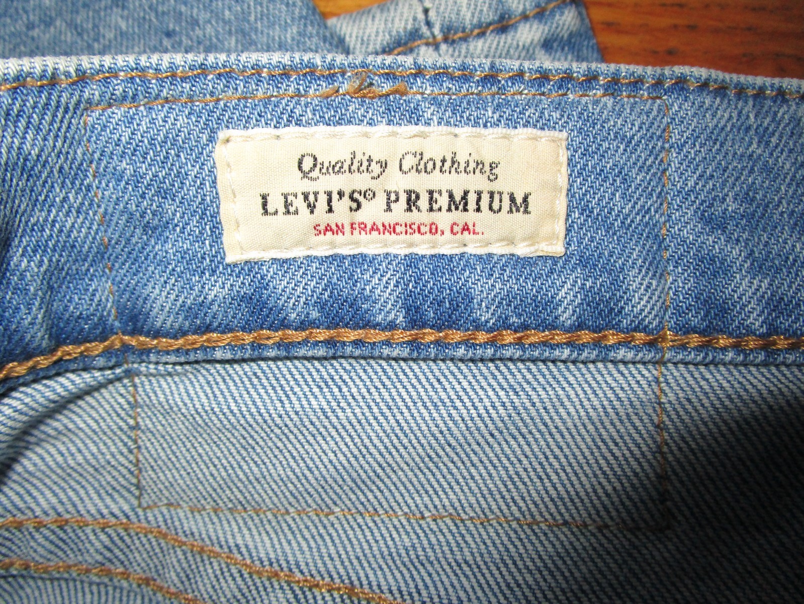 Levi’s 512 Jeans Men’s 32×32 Blue 100% Cotton Denim Light Wash Slim Fit