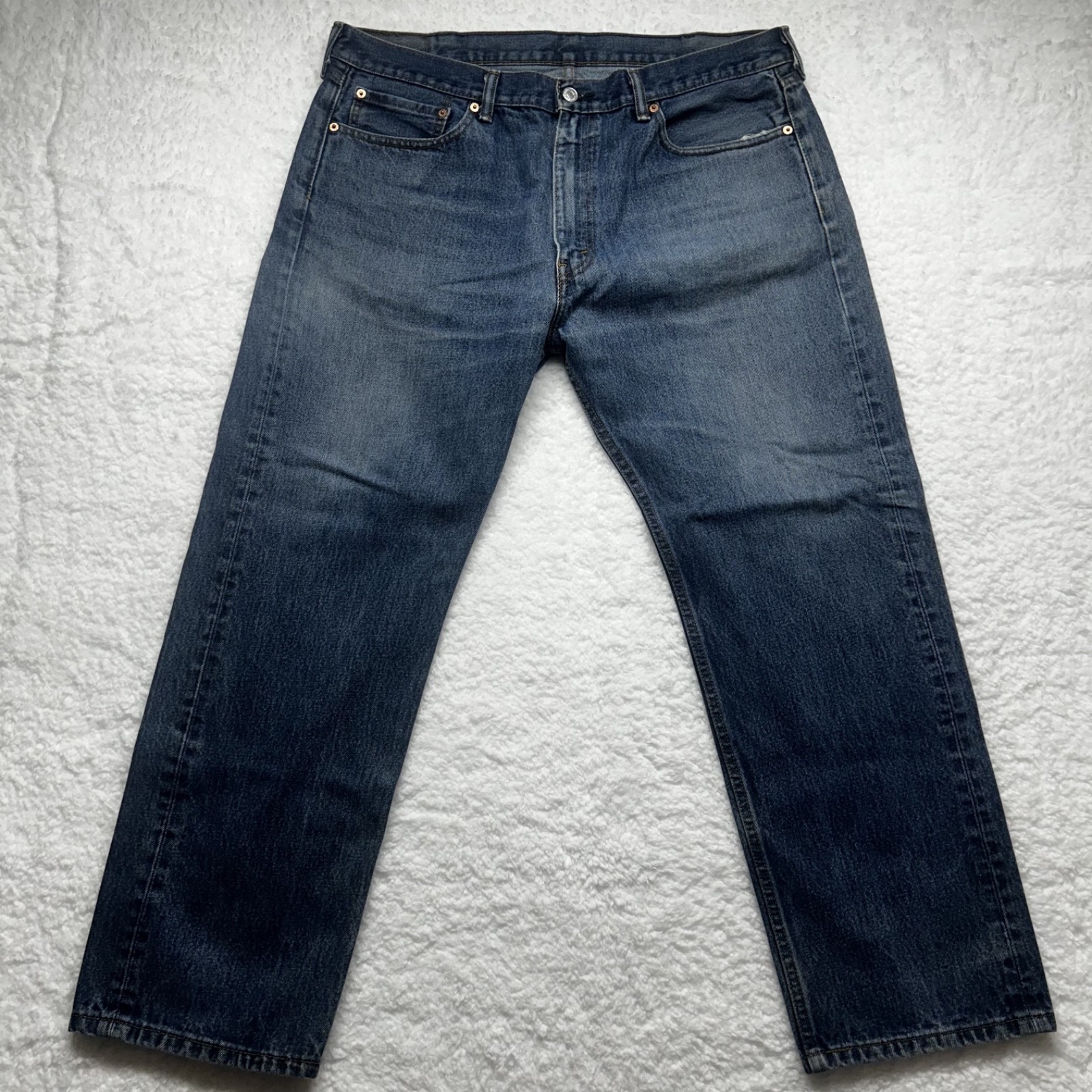 Levis 505 Jeans Mens 38 x29 (38×28) Straight Leg Medium Wash Blue Fly Zipper