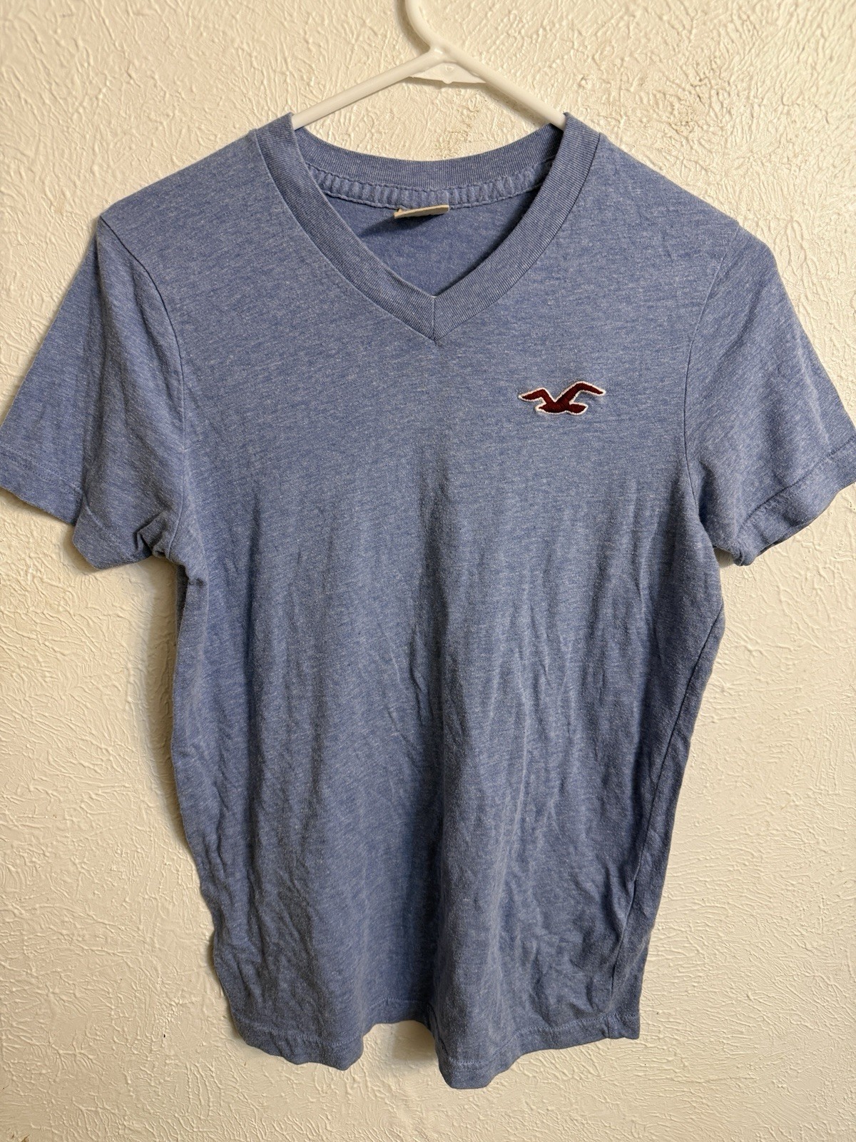 Hollister Men’s S Blue V-Neck Short Sleeve Cotton Knit Logo T-Shirt
