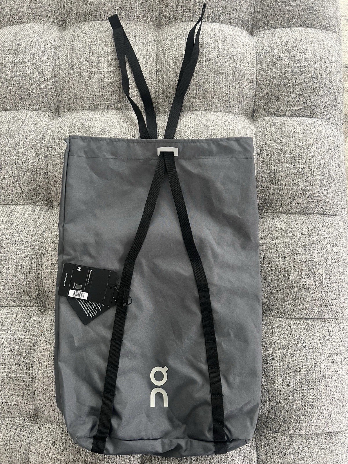 On Cloud Ambassadors Pack Grey Black Backpack Tote Multifunctional Straps NWT