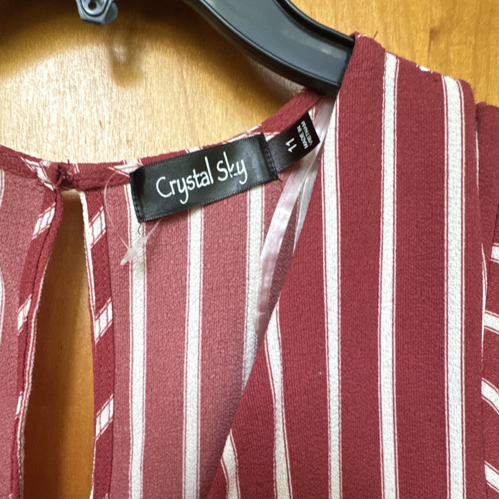 Crystal Sky Women’s Red/White Striped Short Sleeve Bow Romper Woven size 11