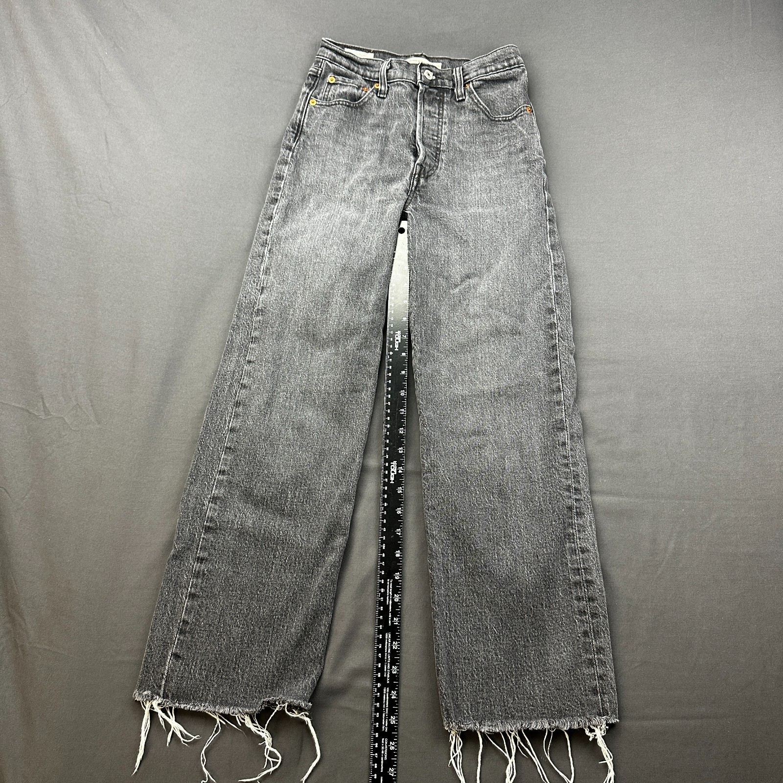 Levis Ribcage Ankle Jeans Womens 26 Gray Denim Cotton Straight Leg Frayed Hem