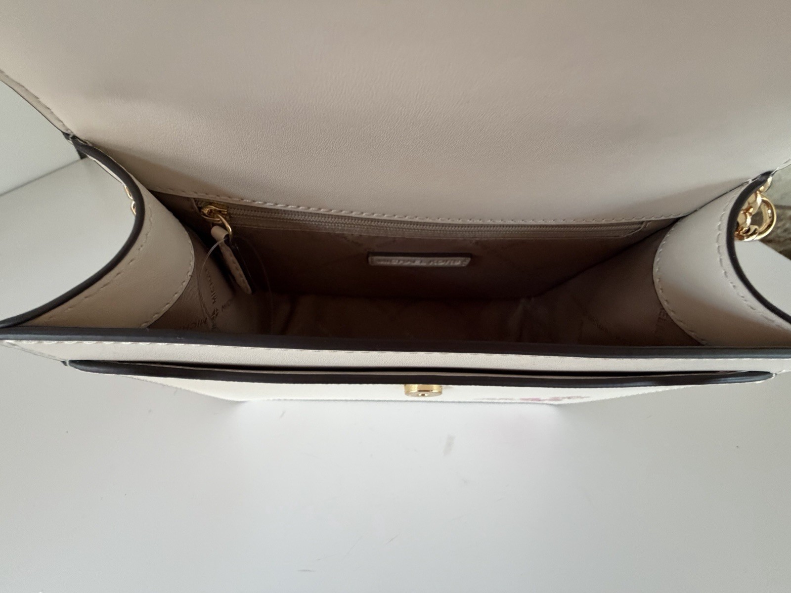 Michael Kors Greenwich Small Shoulder Flap Crossbody Bag Light Cream Multi