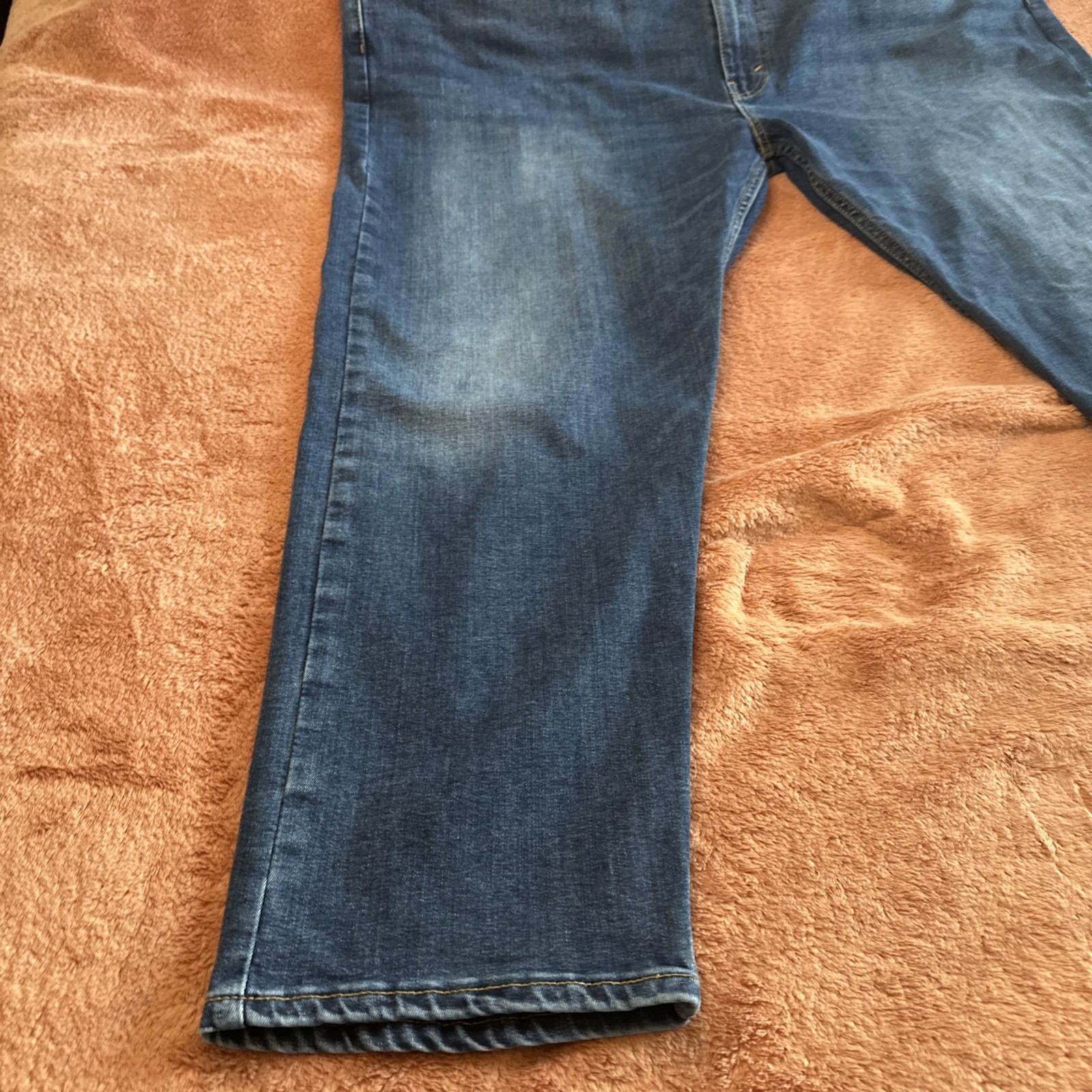 Levi’s 502 Size 50 Waist 30 Inseam