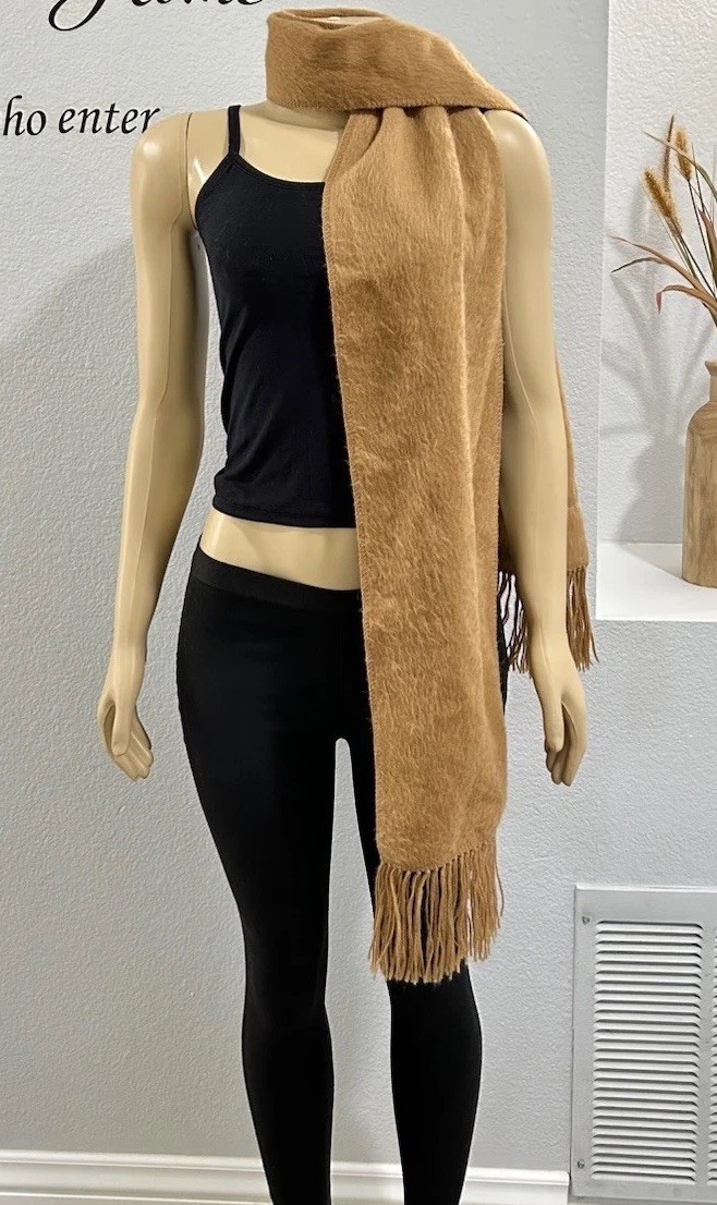Alpaca Camargo Brushed Alpaca Blend Beige Scarf 9” X 80″ Made in Peru EUC