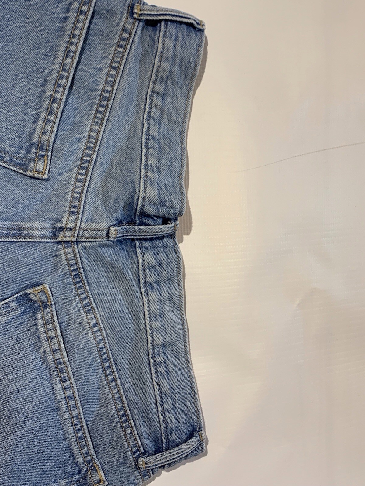 Sonoma Womens Mid Rise Relaxed Denim Shorts Size 8 Blue Frayed Raw Hem Casual