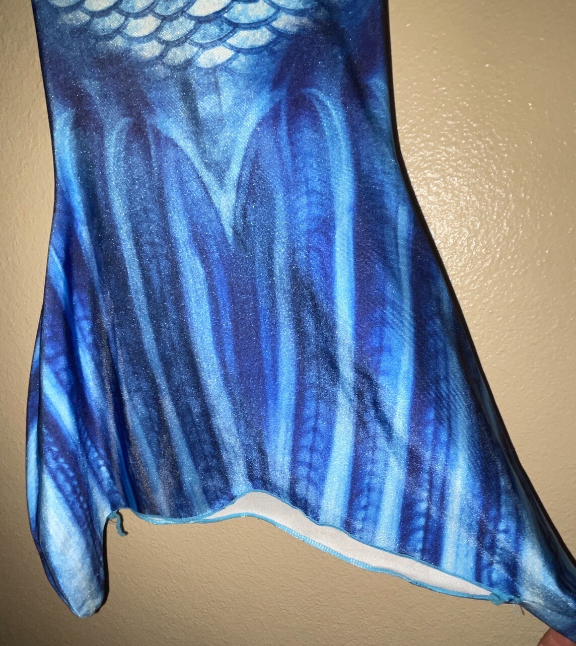 Fin Princess Blue Teal Mermaid Tail Skin Kids Girls Size 6 Pool Turquoise Cute