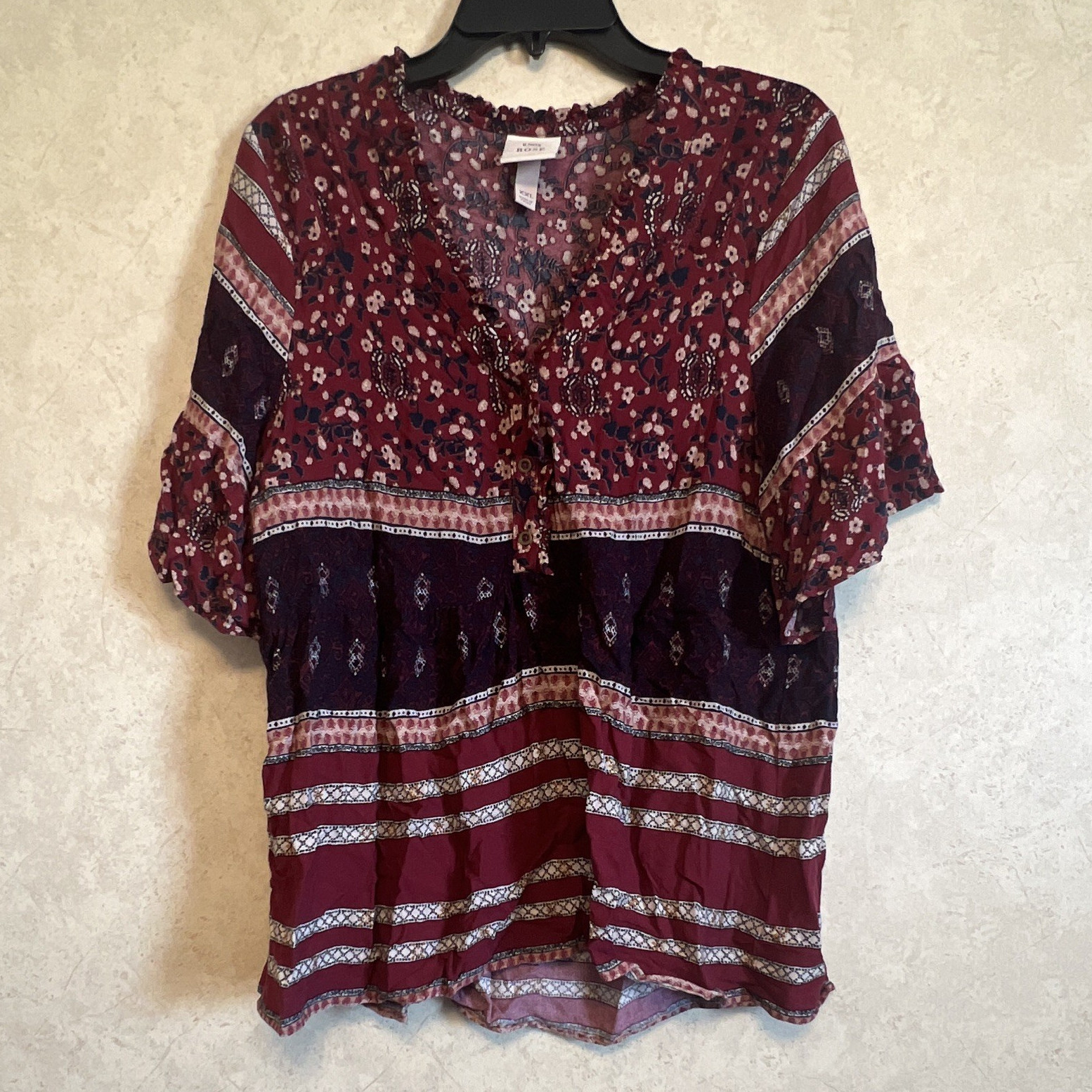 Knox Rose Women’s XXL Burgundy Floral V-Neck Short Sleeve Ruffle Blouse