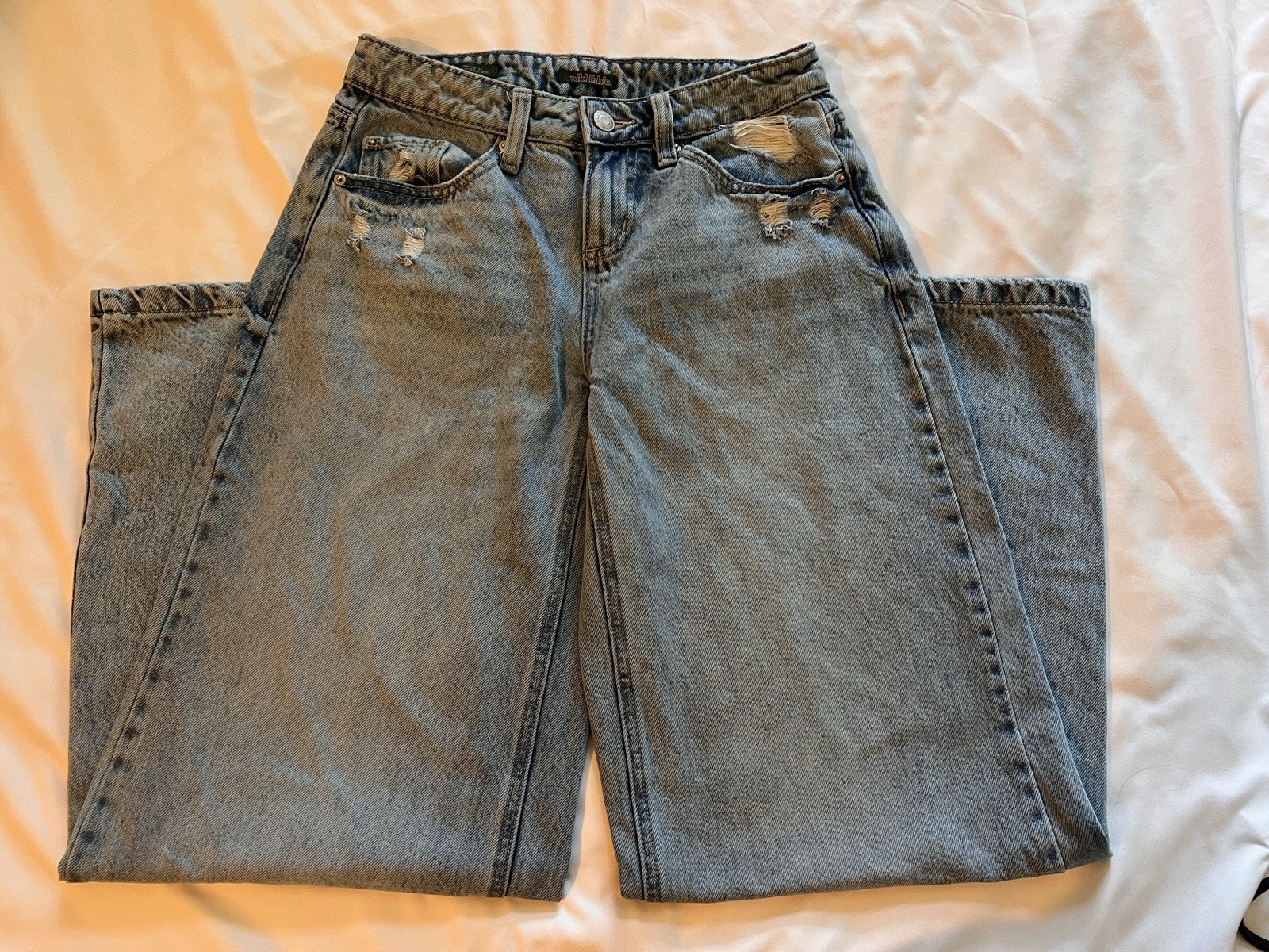 Wild Fable Women’s Mid-Rise Ultra Wide-Leg Jeans 00 Medium Wash Blue Rigid