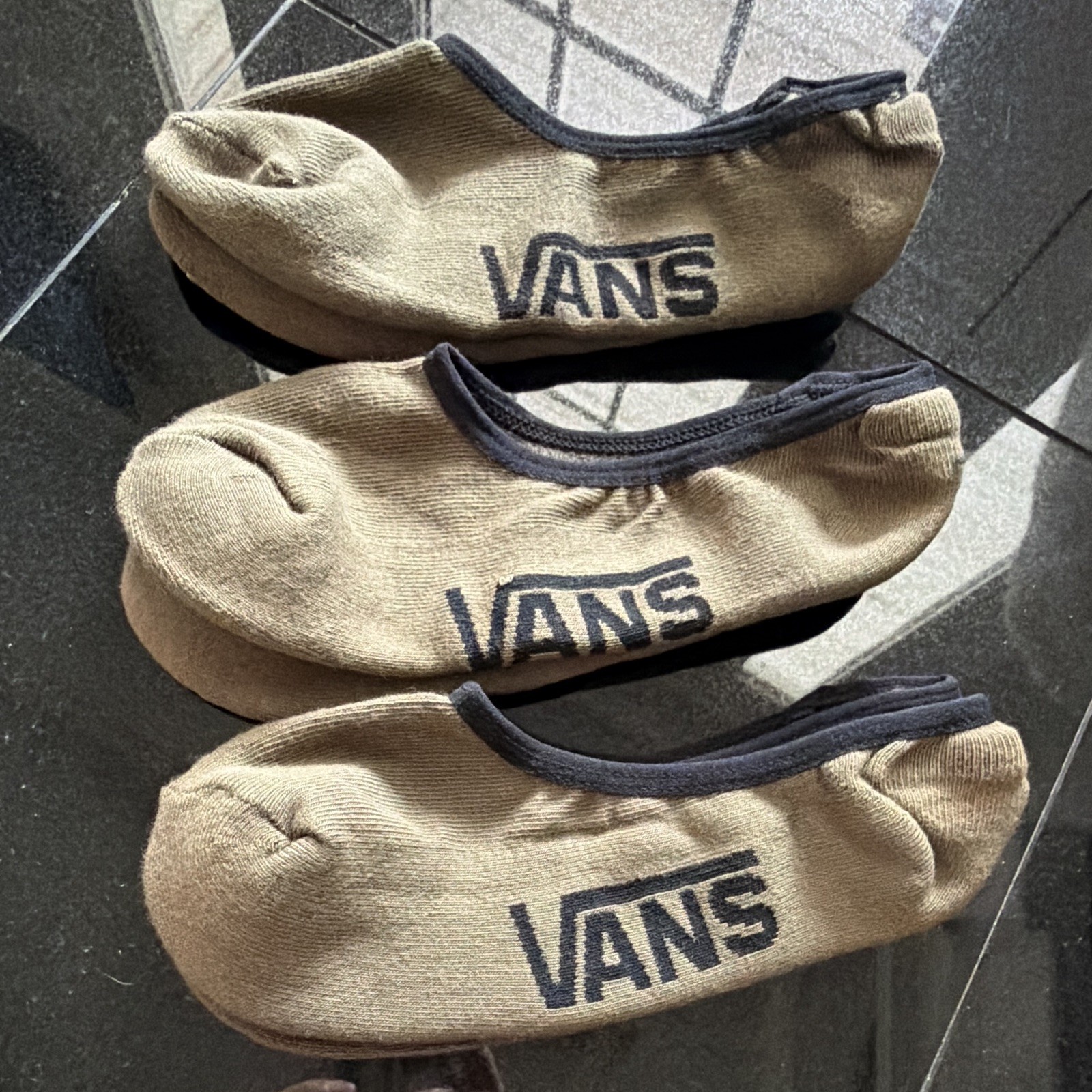 VANS Unisex Adults Sneaker Socks No-Show Size M Green Logo 3 Pairs