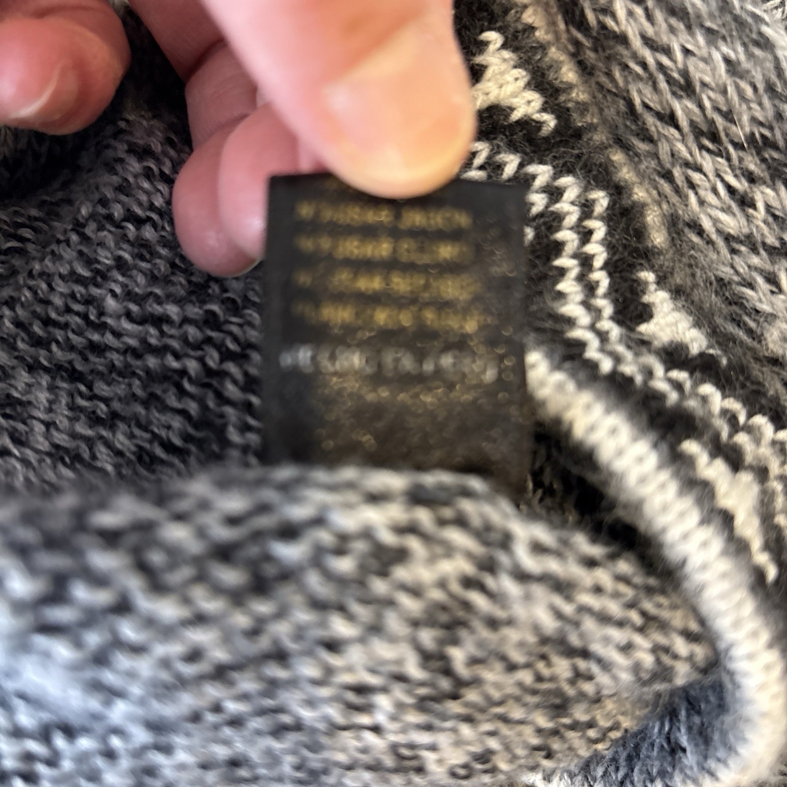 Apaza Womens Alpaca Print Hooded Sweater Size Small Gray FairIsle Pockets Fringe