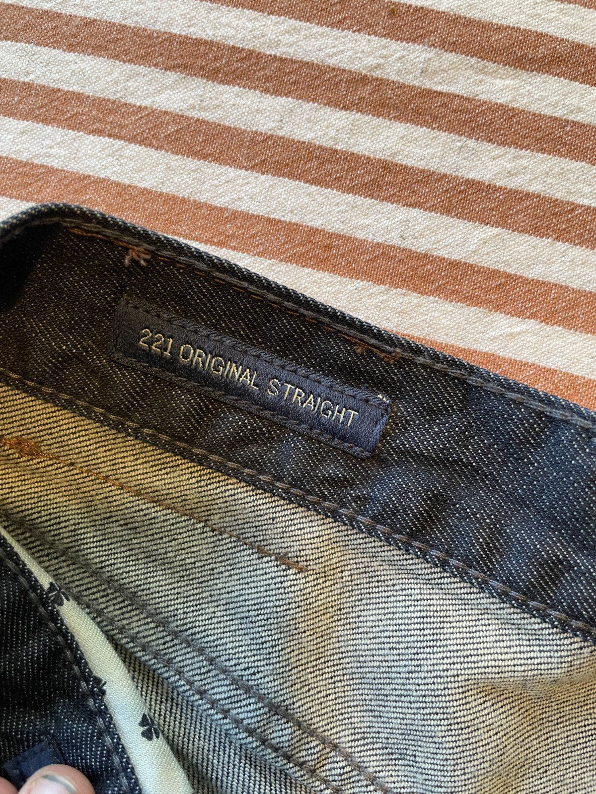 Lucky Brand Jeans Men 32×32 Blue Dark Wash Candiani Denim 221 Original Straight