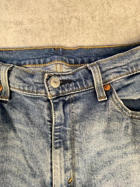 Levi’s 505 Regular Fit Jeans mens Size 36 x 32 – Blue