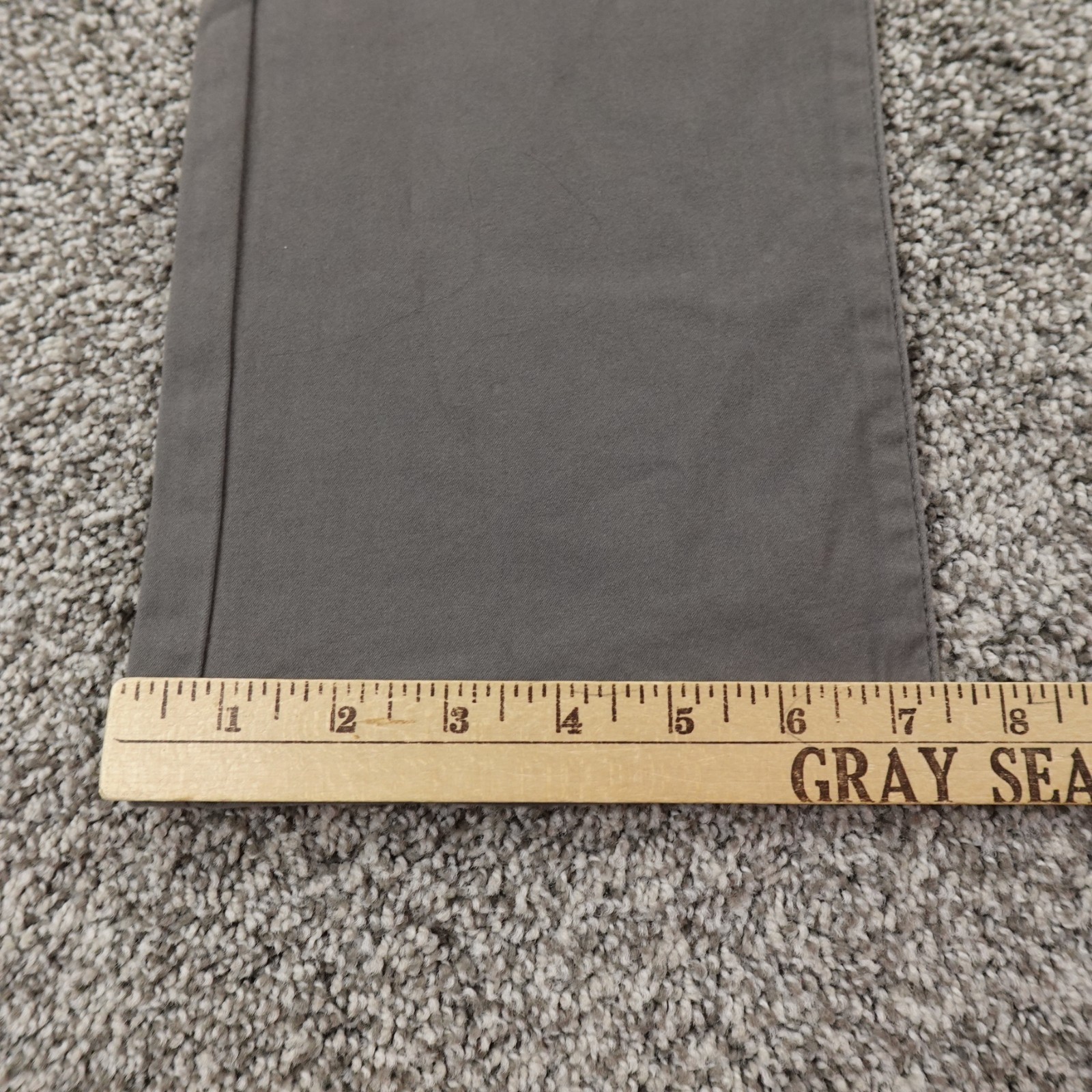 NEW Lucky Brand Jeans Mens 30X30 Gray Denim Pants 223 Straight Stretch Preppy