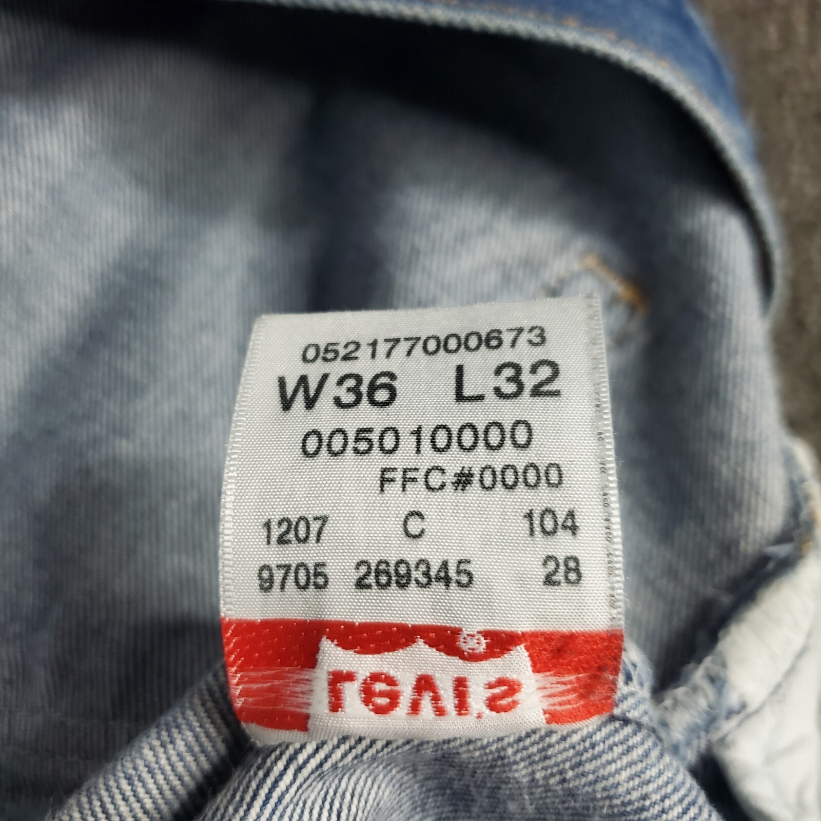 Vtg Levi’s 501XX Jeans Mens 36×32 Blue Straight Medium Wash Button Fly Fit 34×28
