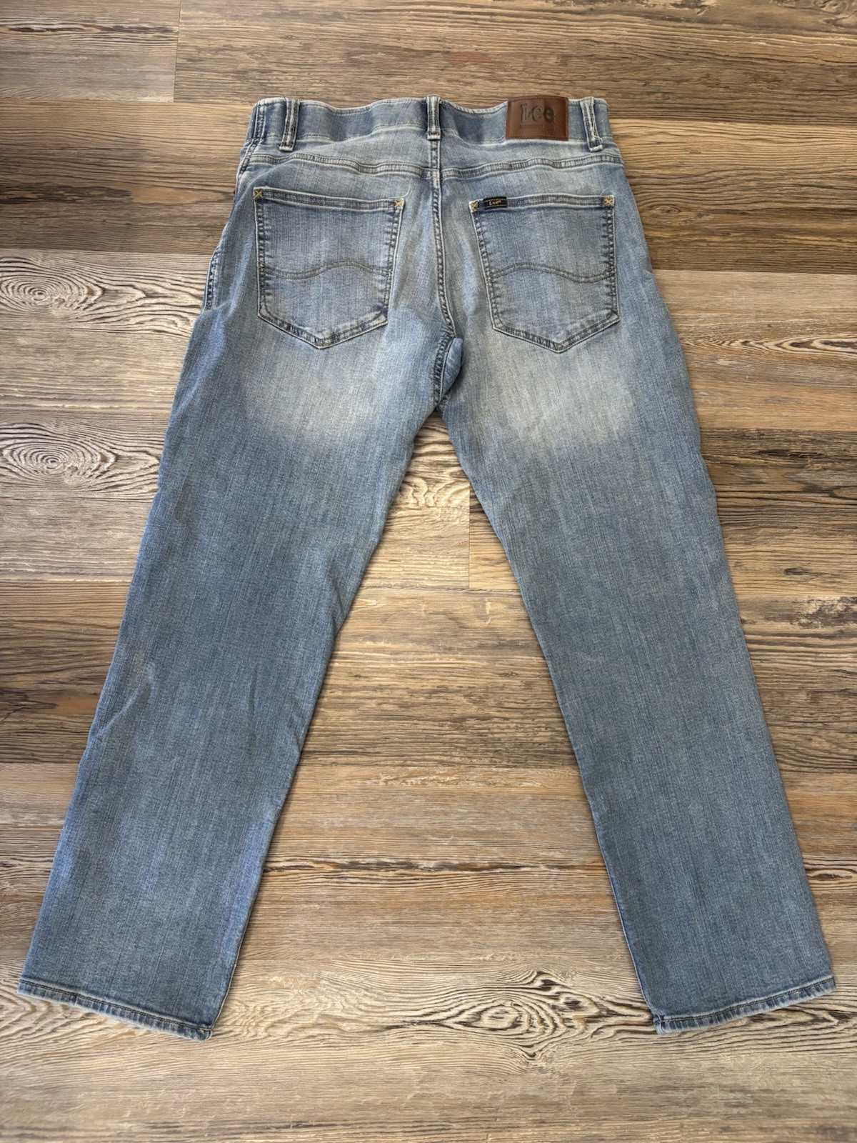 *NICE* Lee Extreme Motion MVP Straight Fit Tapered 32×30