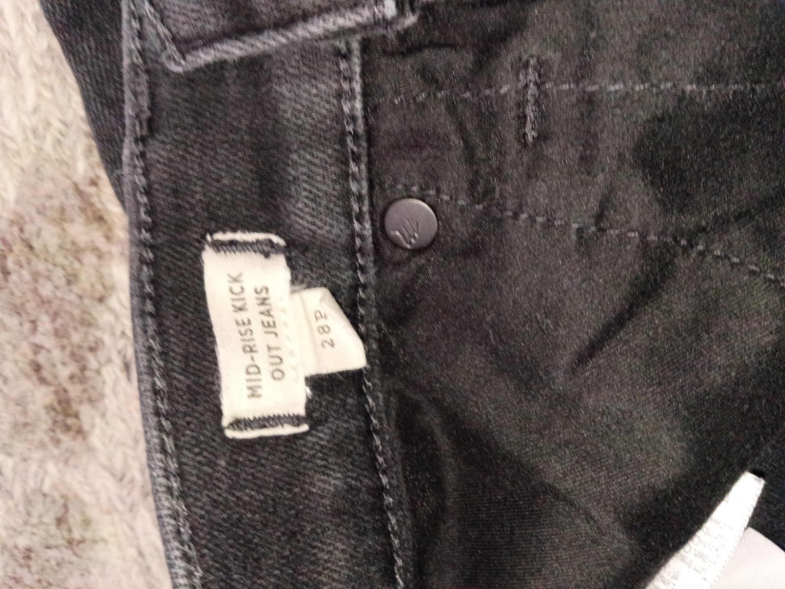 Madewell Black Mid Rise Kick Out Jeans Pants Size 28 Petite Black-Grey