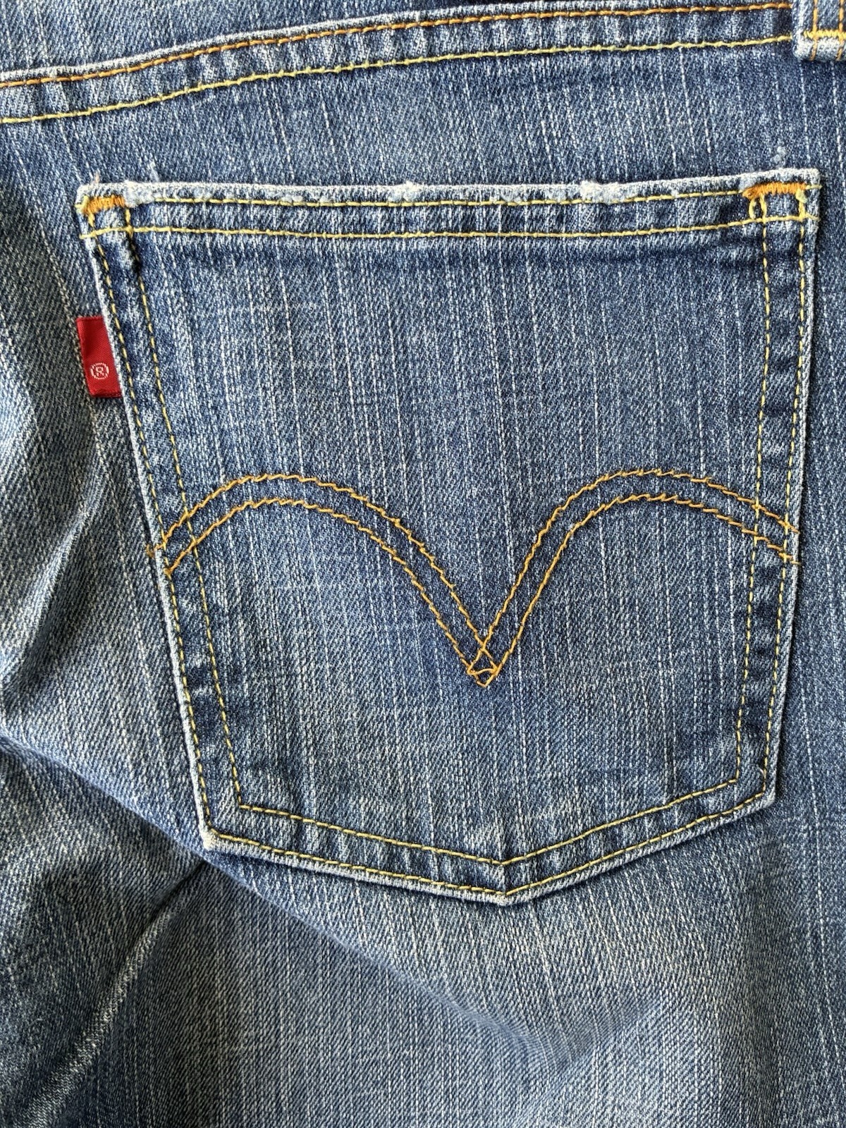 Y2K Levi’s 518 Super low Bootcut Light Blue Whiskered 5 Pocket Jeans SZ 11 M