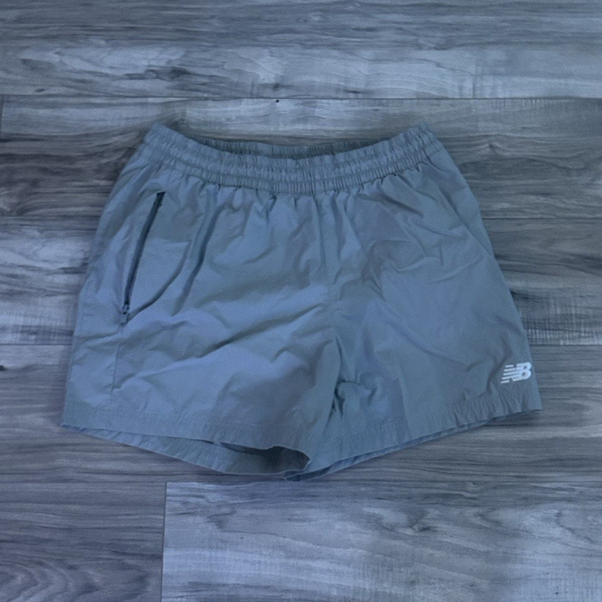 New Balance Men’s Gray Athletic Shorts M Regular 6″ Inseam Elastic Waist Pockets